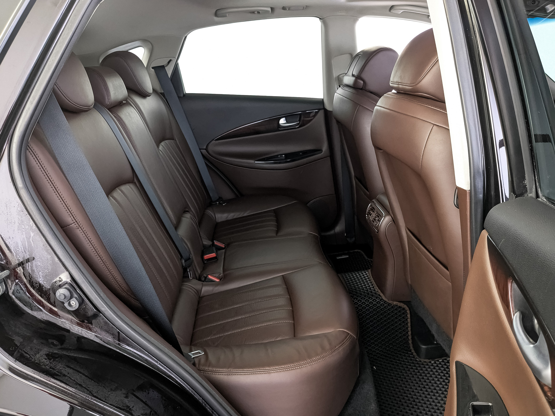 INFINITI EX 2.50 (222 л.с), автомат, 2012, пробег 121 963 км