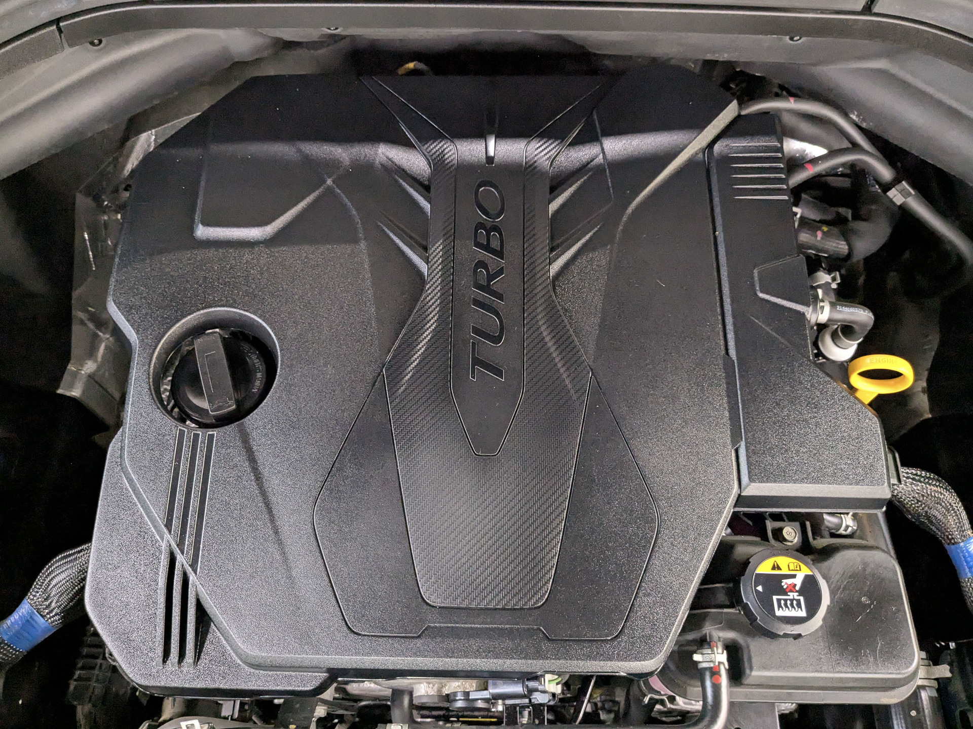 GENESIS GV70 2.50 (249 л.с), автомат, 2021, пробег 44 302 км