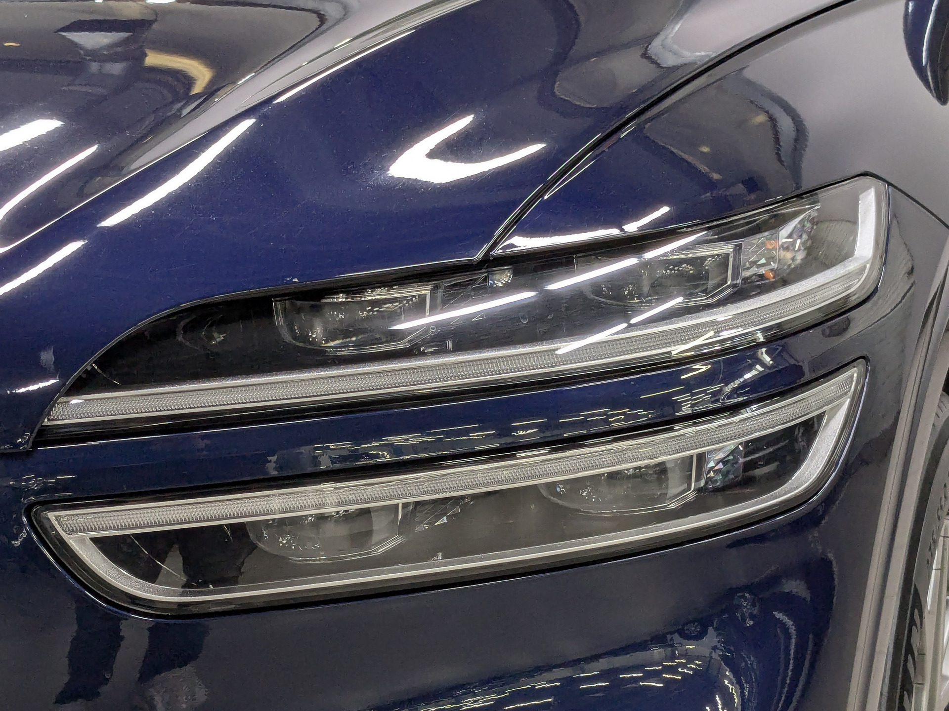 GENESIS GV70 2.50 (249 л.с), автомат, 2021, пробег 44 302 км