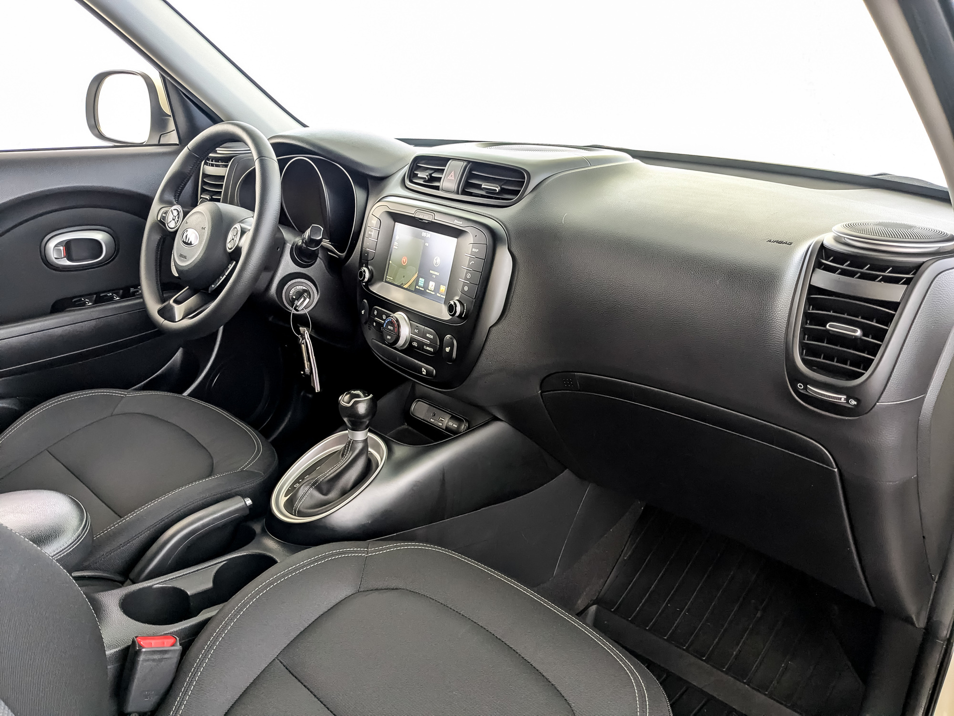 KIA Soul 1.60 (124 л.с), автомат, 2017, пробег 214 400 км