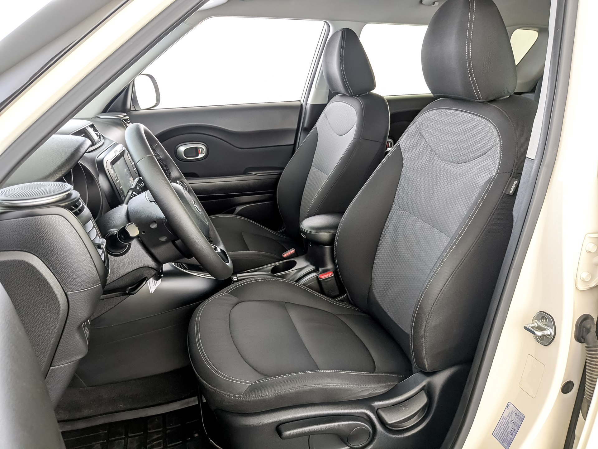 KIA Soul 1.60 (124 л.с), автомат, 2017, пробег 214 400 км