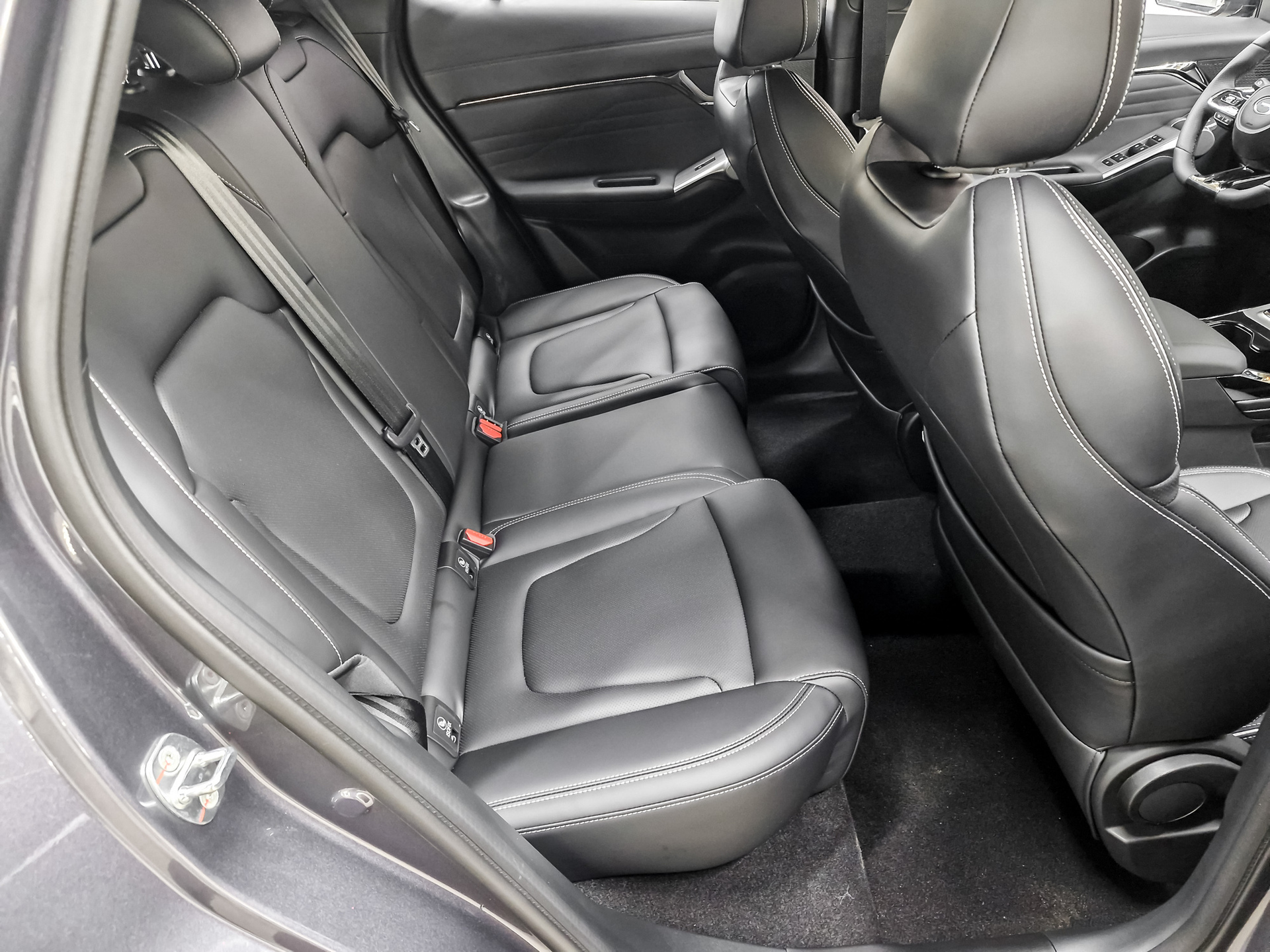 Фото GAC GS4 GL 2.0T/231 8AT 4WD