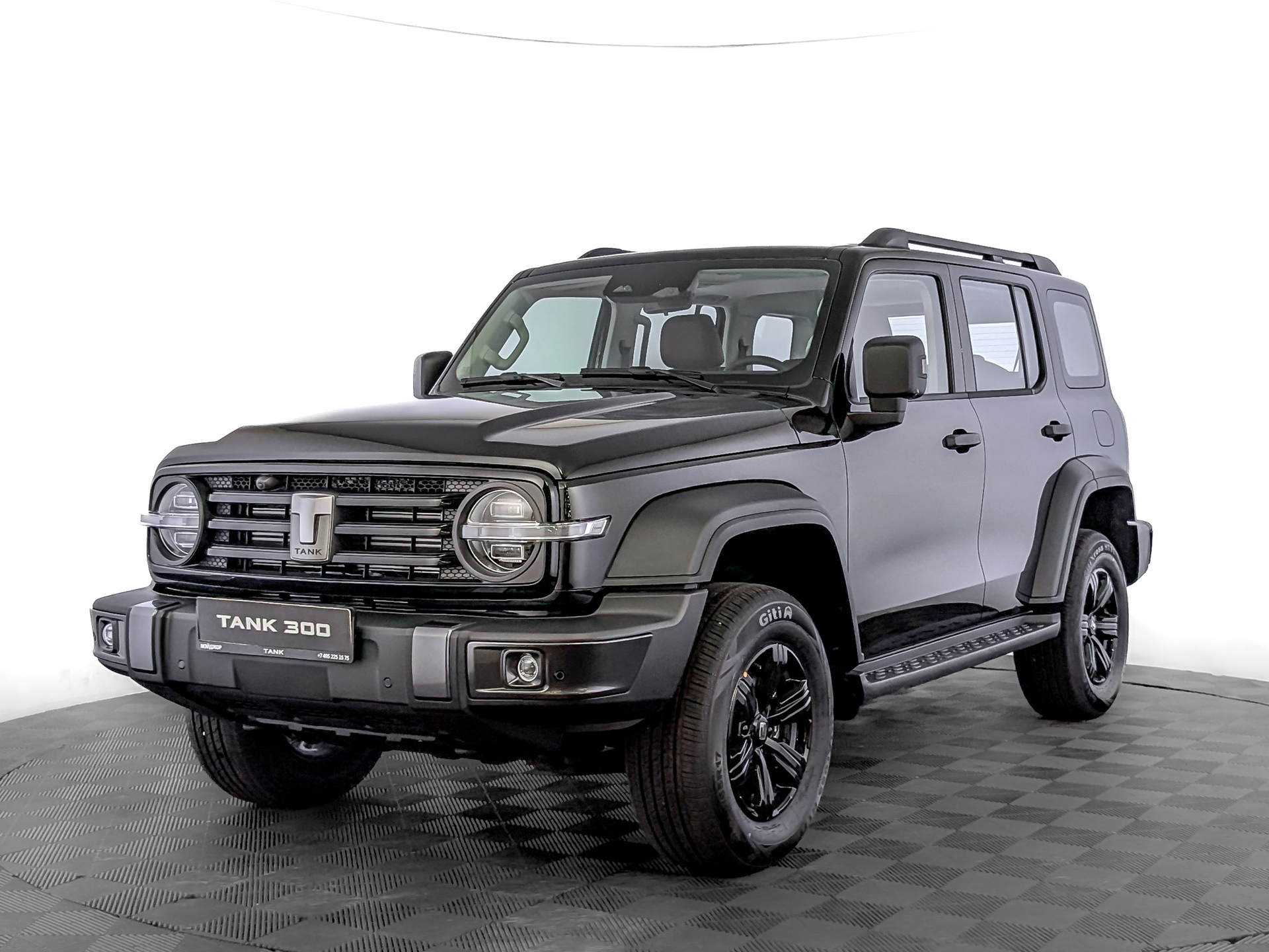 Фото Tank 300 Драйв (Adventure) 2.0T/218 8AT 4WD