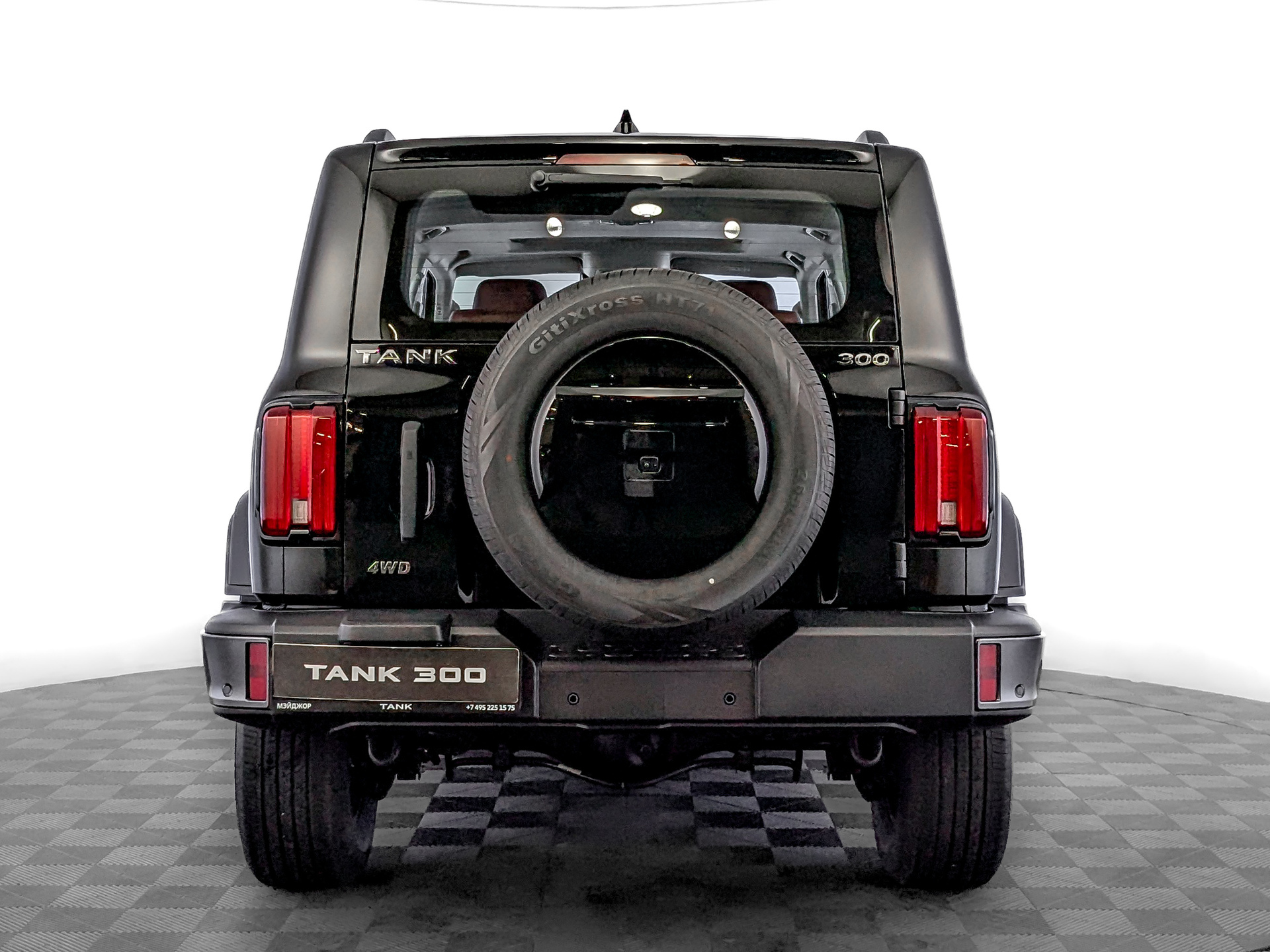 Фото Tank 300 Драйв (Adventure) 2.0T/218 8AT 4WD