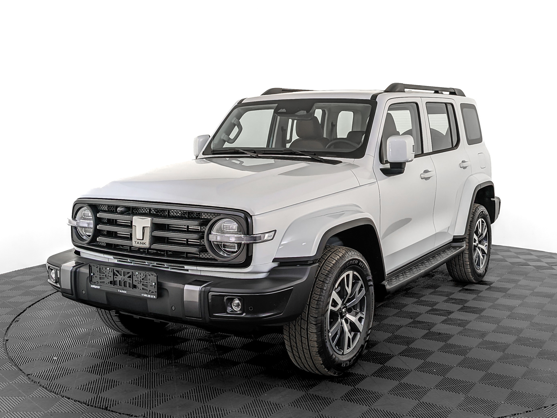 Фото Tank 300 Сити Драйв (City Adventure) 2.0T/218 8AT 4WD