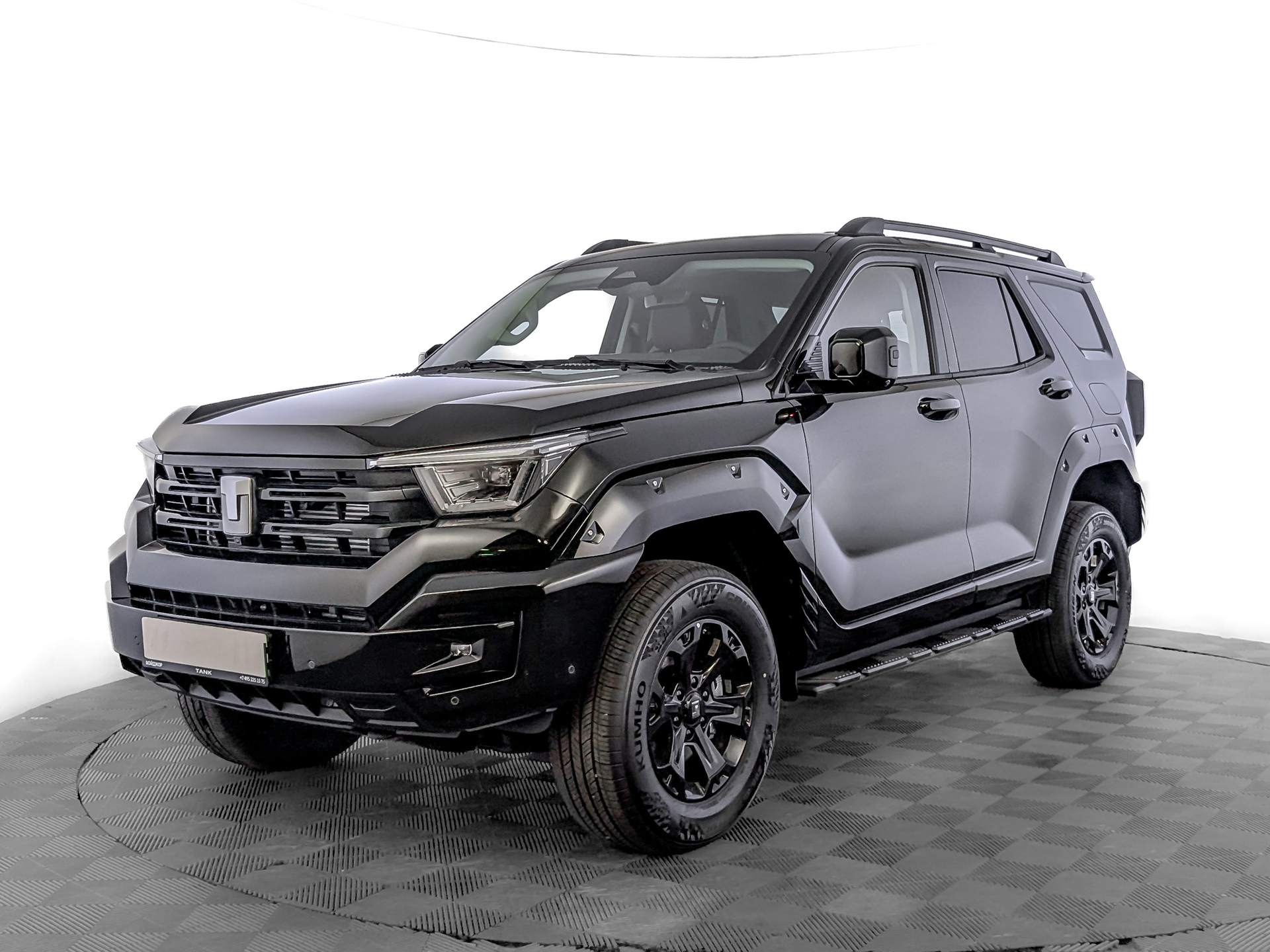 Фото Tank 400 Премиум (Premium) 2.0T/245 9AT 4WD
