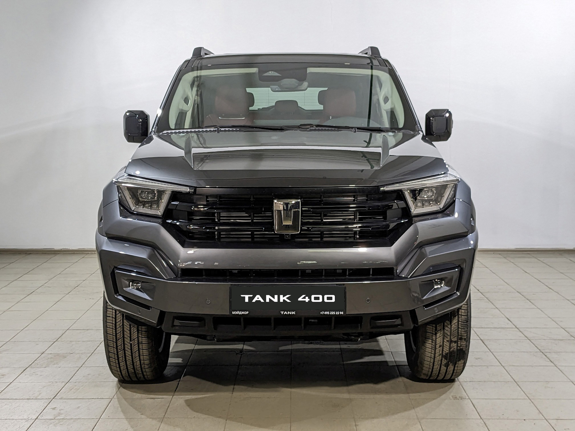 Фото Tank 400 Премиум (Premium) 2.0T/245 9AT 4WD