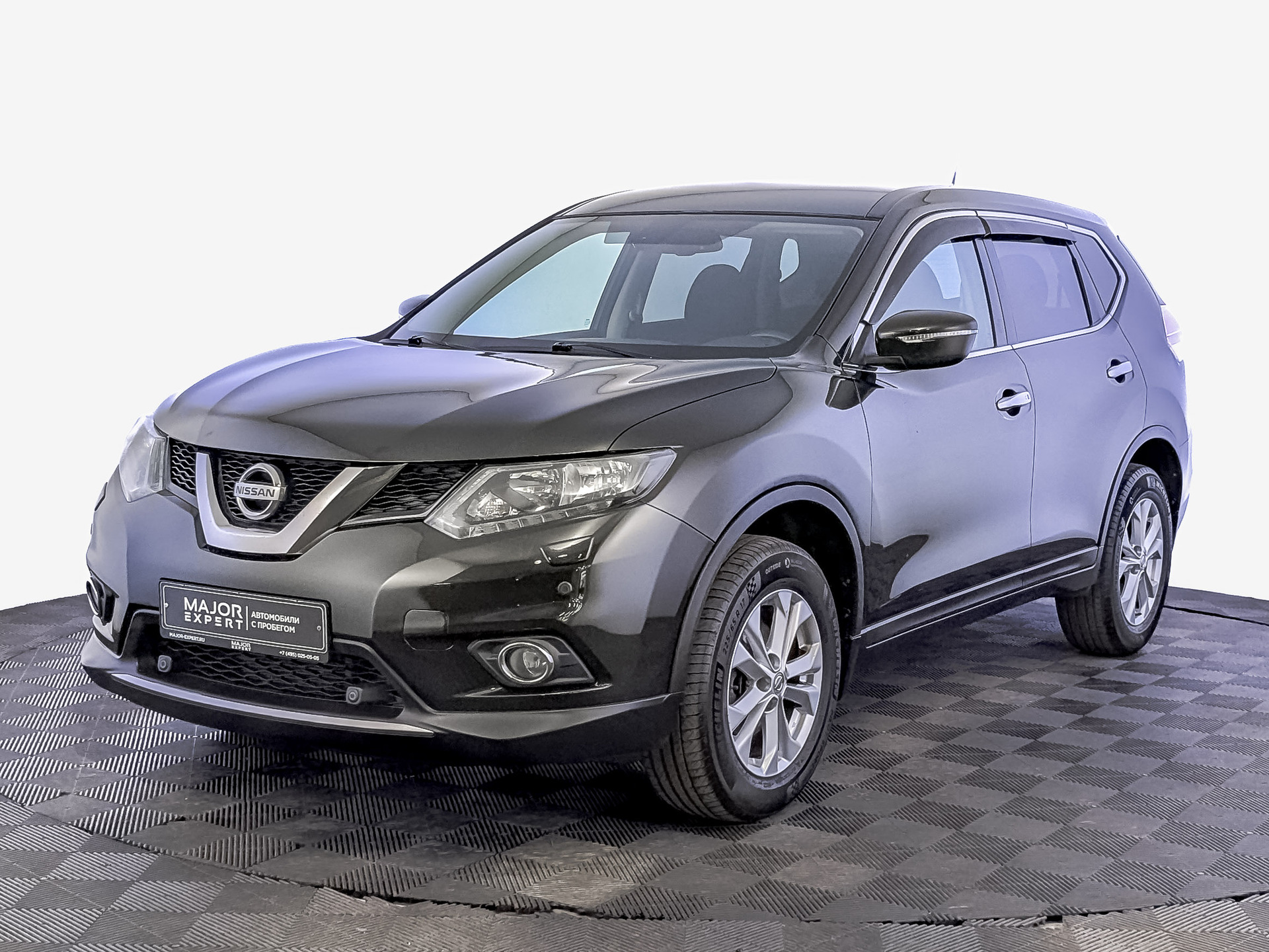 NISSAN X-Trail 2.00 (144 л.с), автомат, 2015, пробег 172 112 км