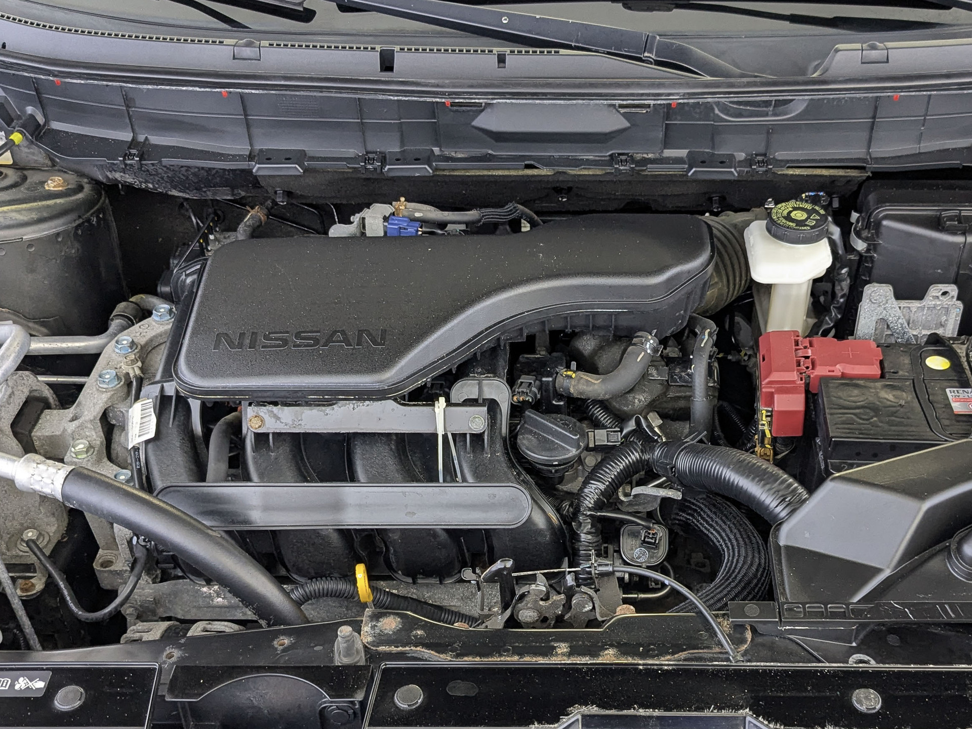 NISSAN X-Trail 2.00 (144 л.с), автомат, 2015, пробег 172 112 км