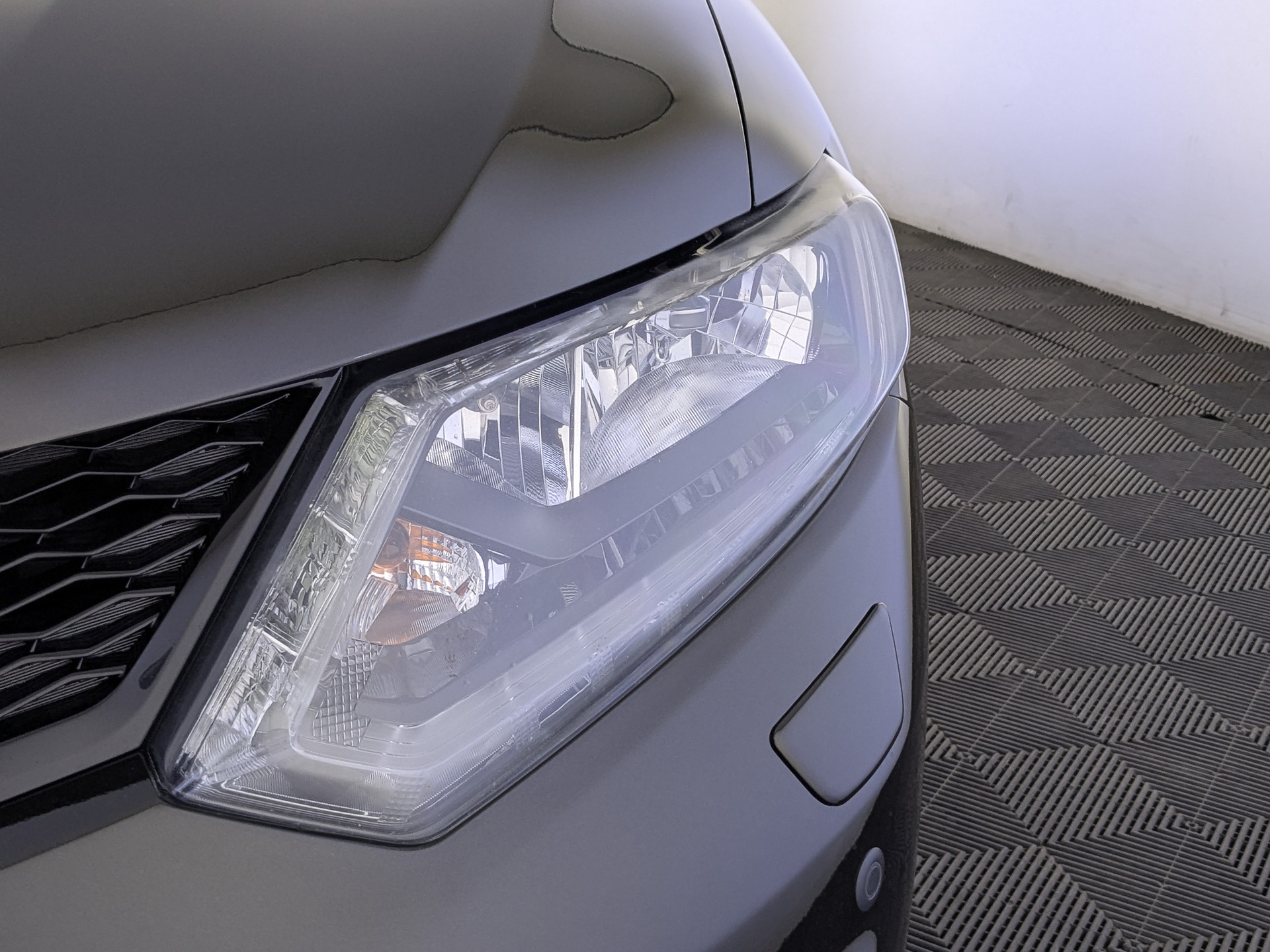 NISSAN X-Trail 2.00 (144 л.с), автомат, 2015, пробег 172 112 км
