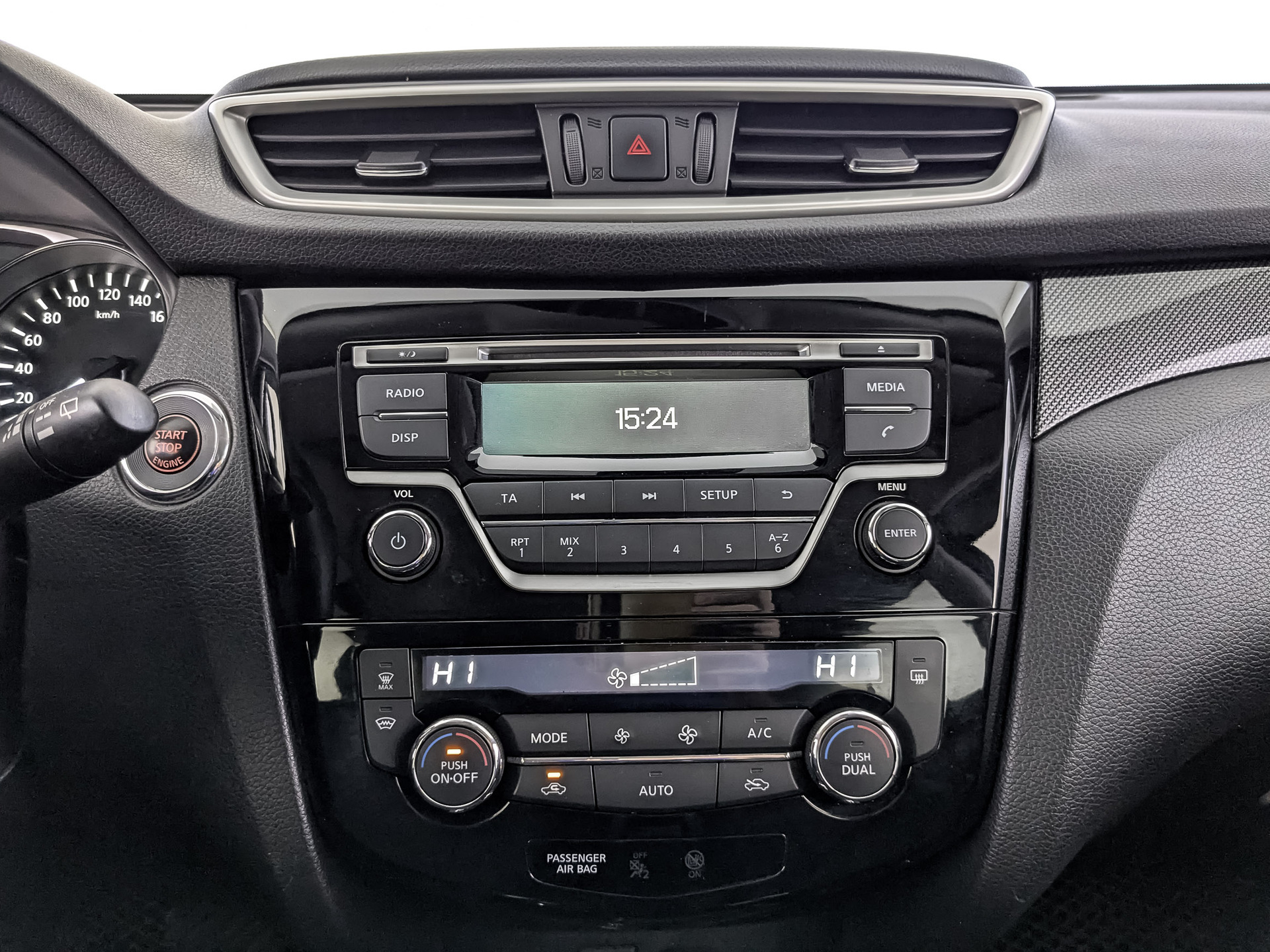 NISSAN X-Trail 2.00 (144 л.с), автомат, 2015, пробег 172 112 км