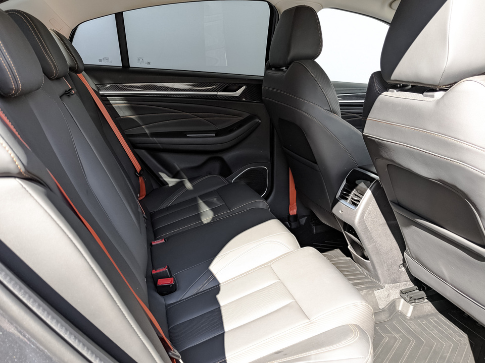 Фото Omoda S5 с пробегом 9176 км