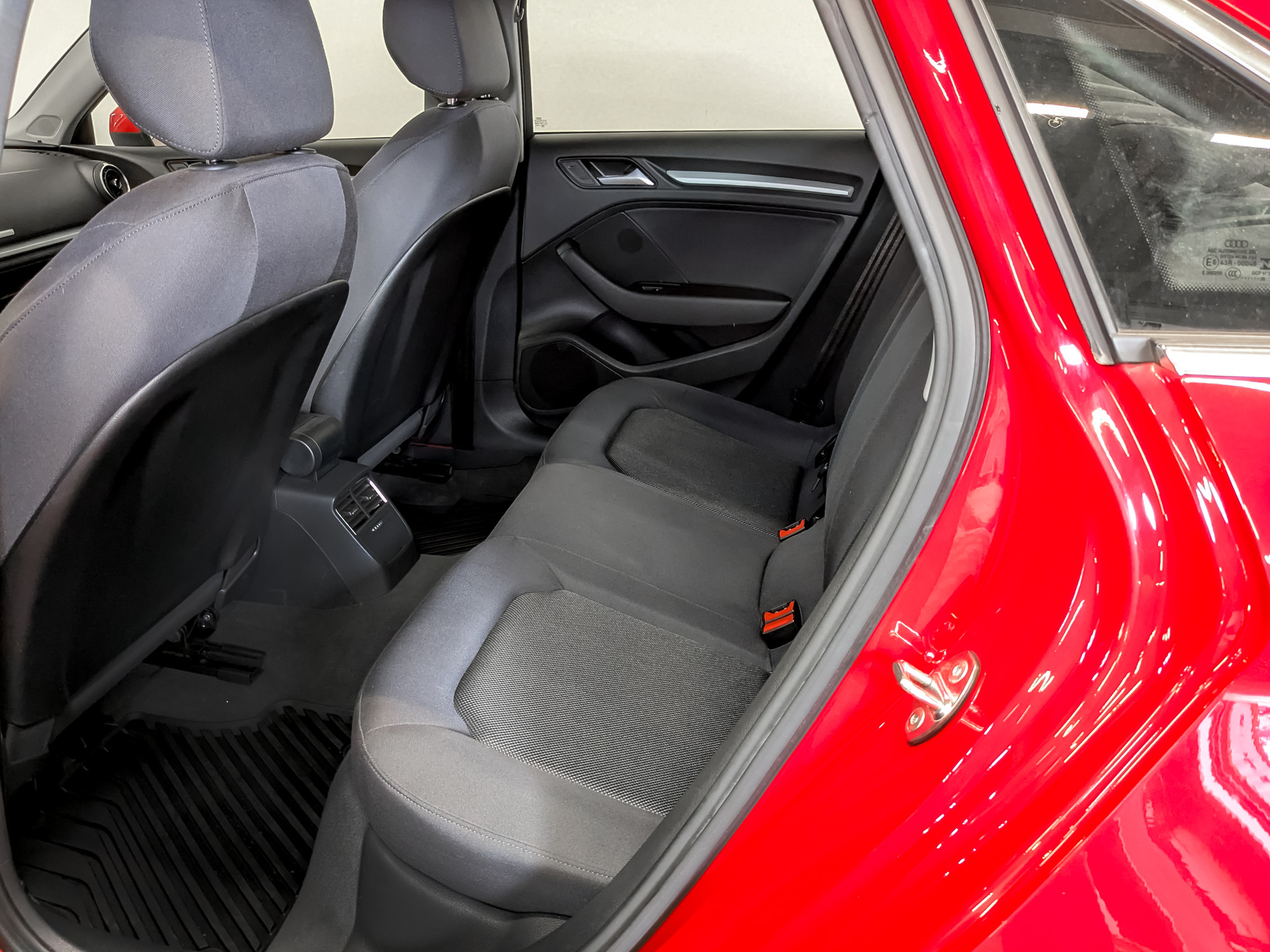 AUDI A3 1.40 (150 л.с), автомат, 2020, пробег 87 977 км