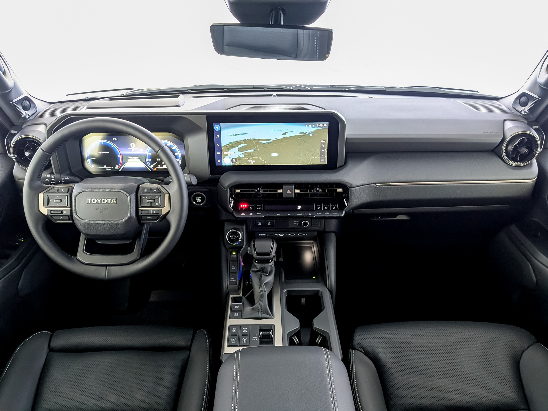 Фото Toyota LC250 Prado VX-L 7 мест 2.8TD/204 8AT 4WD