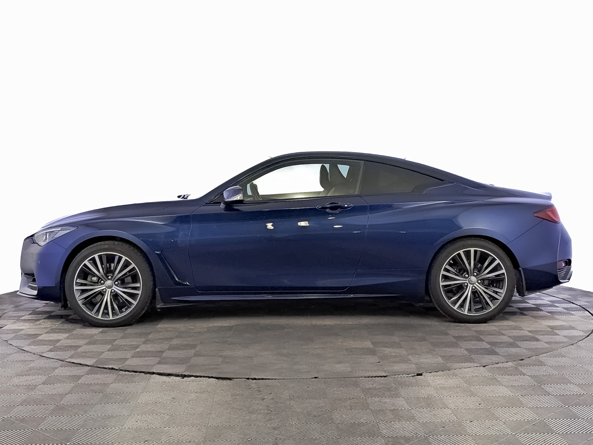 INFINITI Q60 2.00 (211 л.с), автомат, 2021, пробег 36 464 км