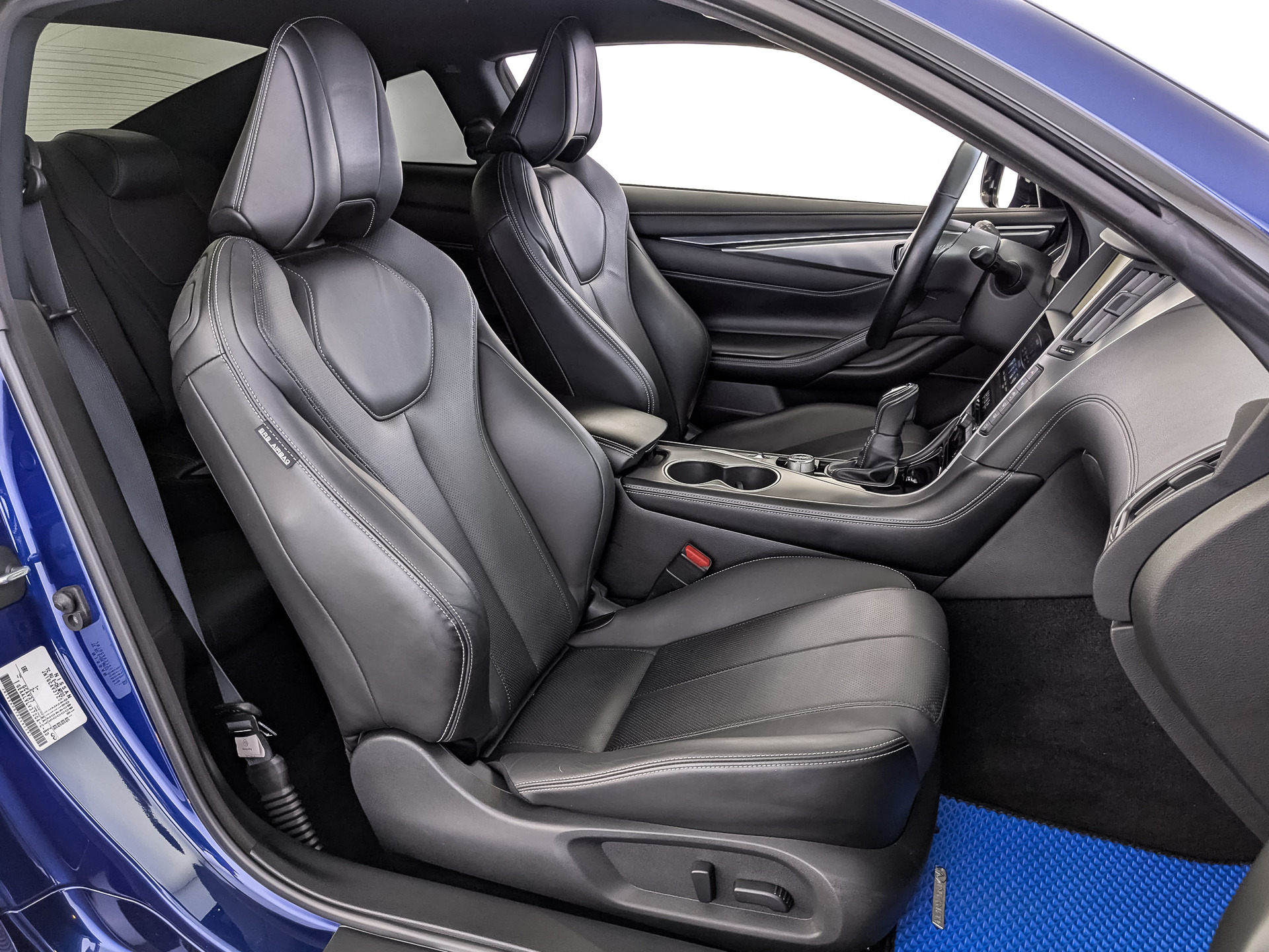 INFINITI Q60 2.00 (211 л.с), автомат, 2021, пробег 36 464 км
