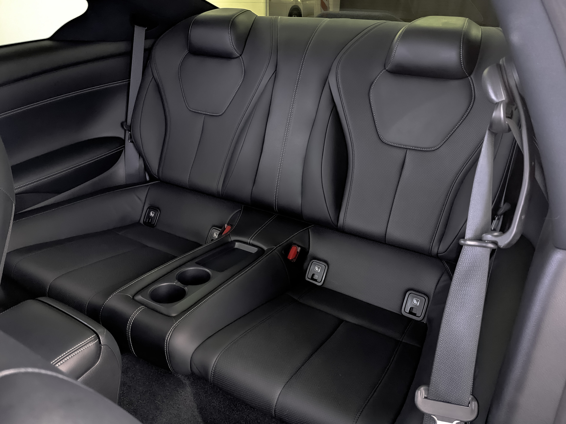 INFINITI Q60 2.00 (211 л.с), автомат, 2021, пробег 36 464 км