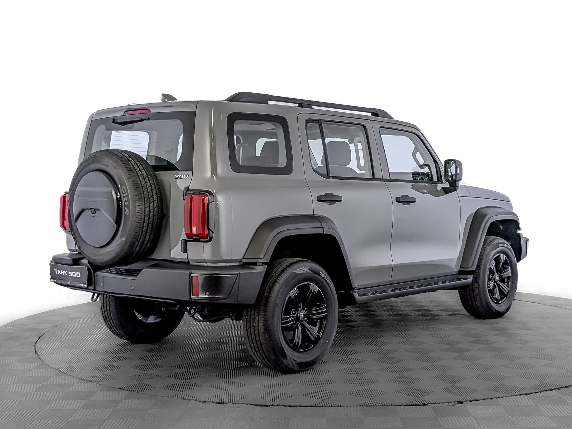 Фото Tank 300 Драйв (Adventure) 2.0T/218 8AT 4WD