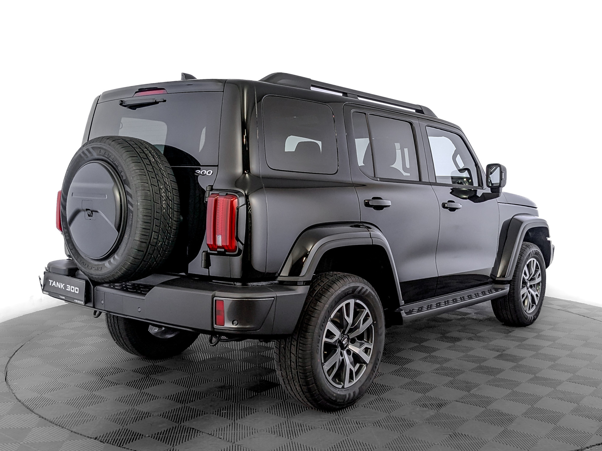 Фото Tank 300 Сити Премиум (City Premium) 2.0T/218 8AT 4WD