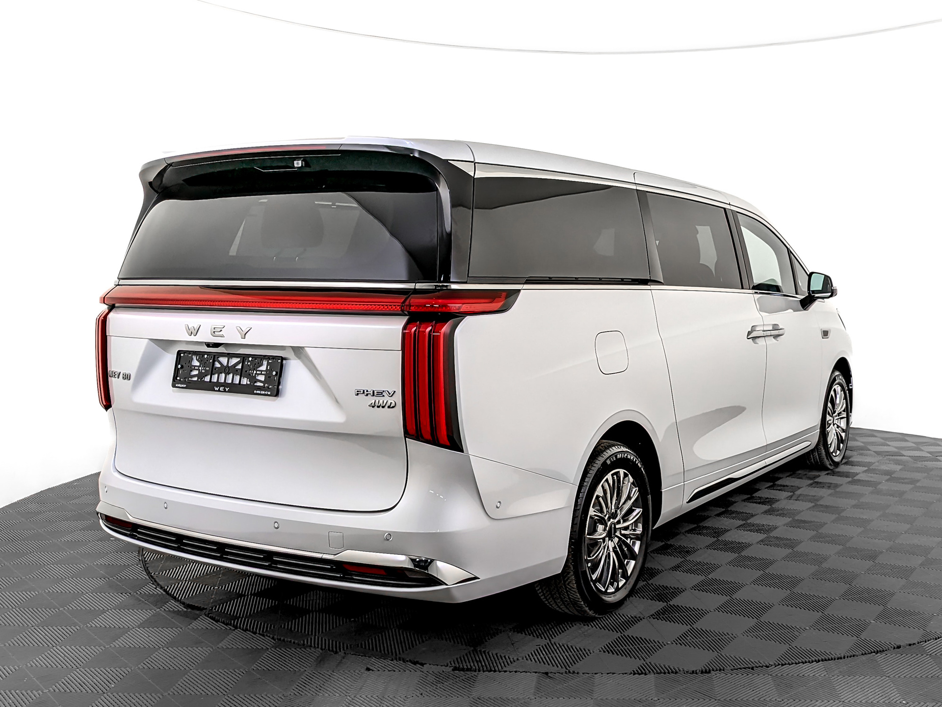 Фото Wey 80 Премиум Лаундж (Business Lounge) 1.5H/299 44кВт DHT 4WD 6S