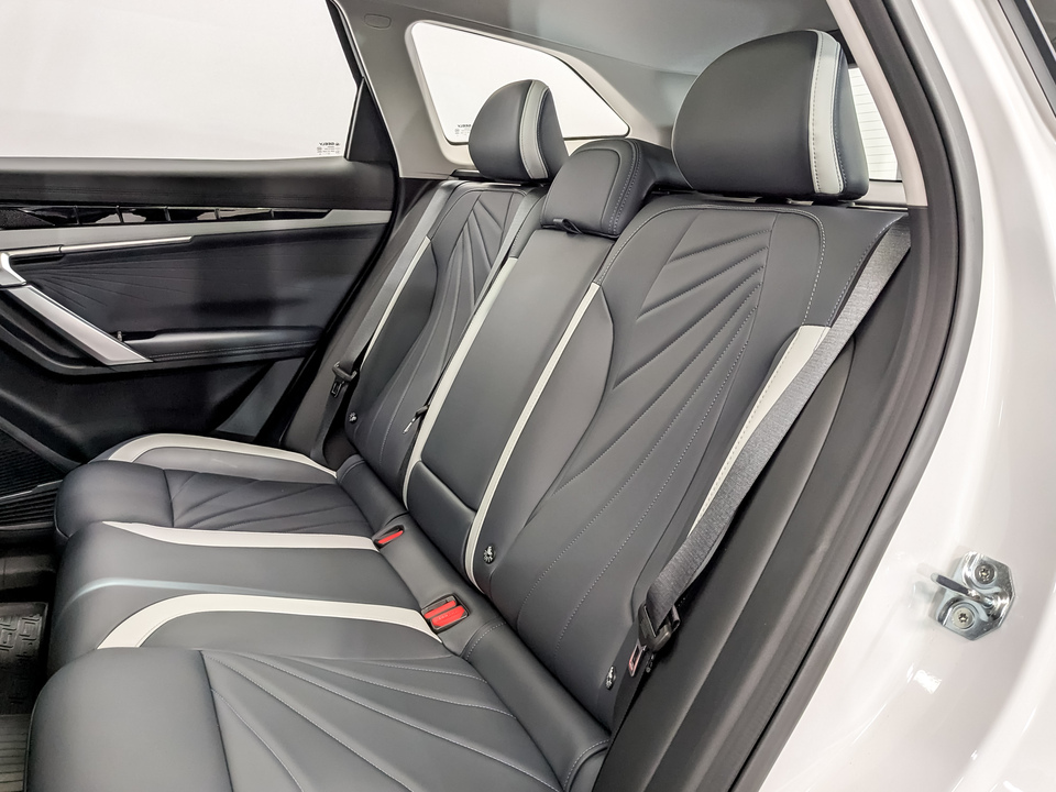 Фото Geely Atlas II с пробегом 12 734 км