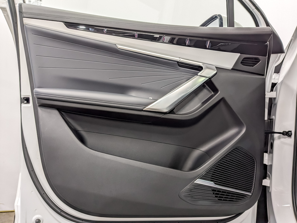 Фото Geely Atlas II с пробегом 12 734 км