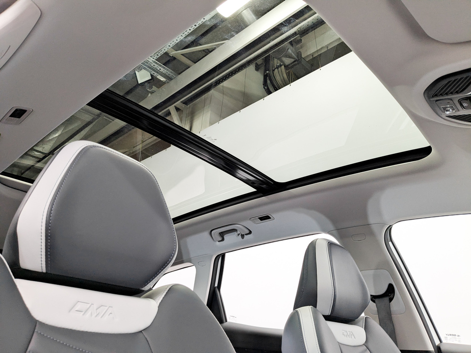 Фото Geely Atlas II с пробегом 12 734 км