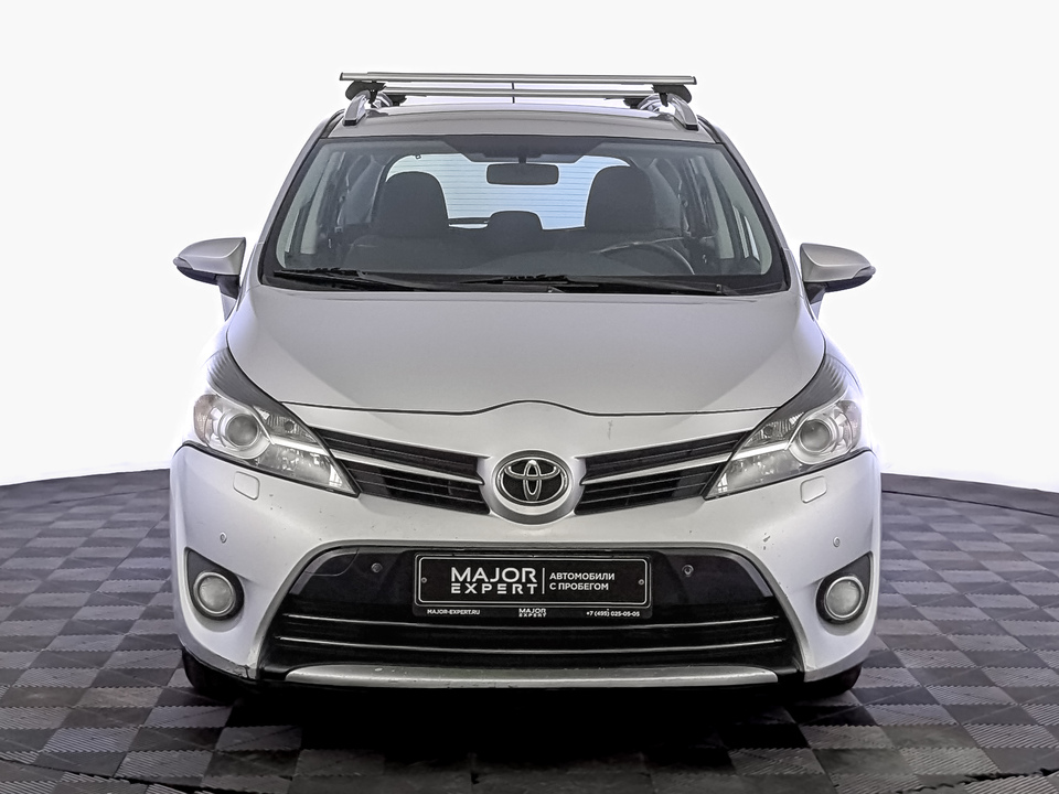 Toyota Verso I