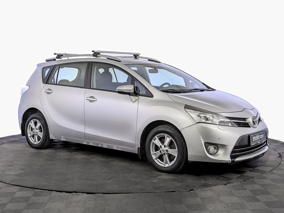 Toyota Verso I