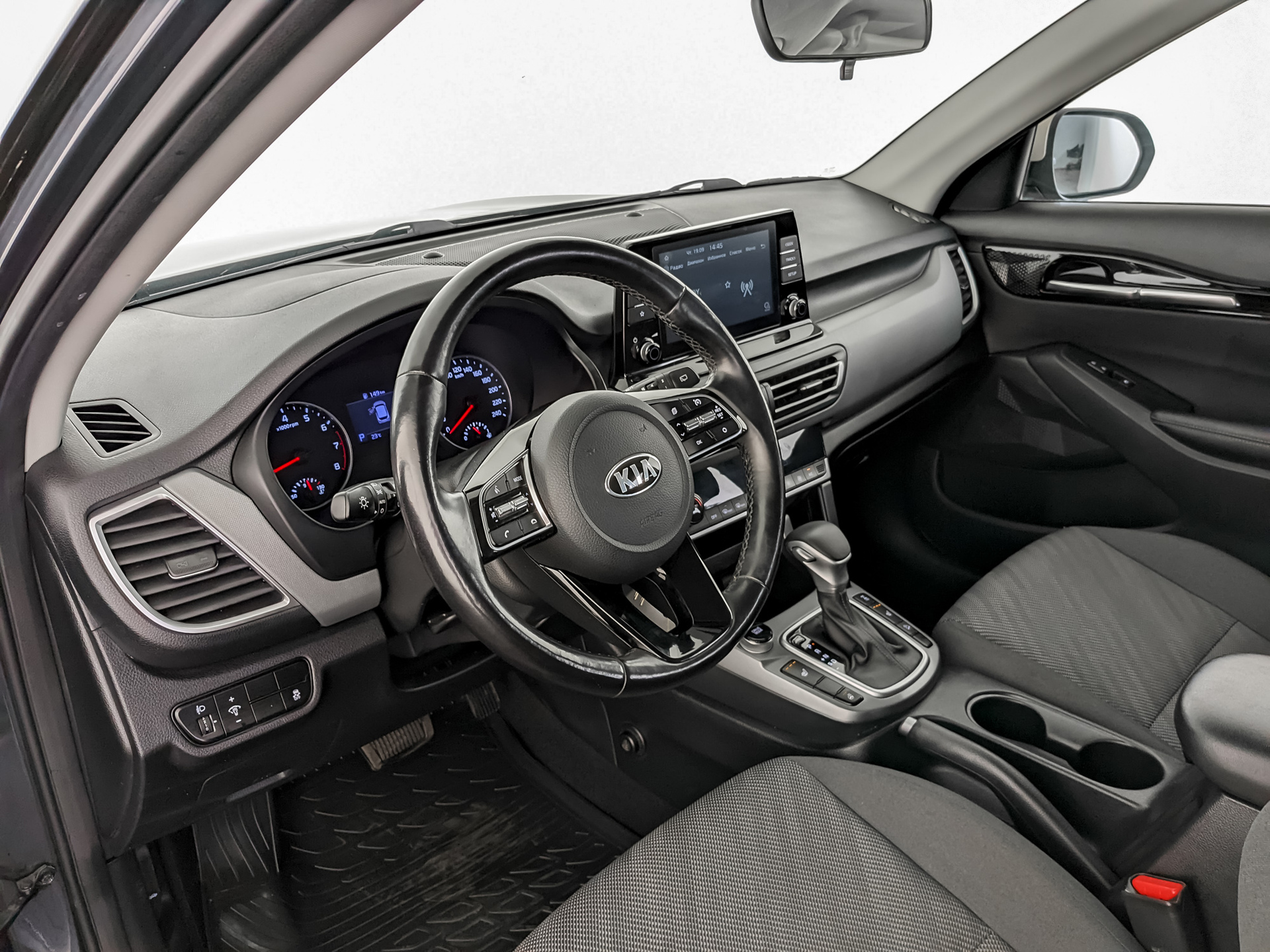 KIA Seltos 2.00 (149 л.с), автомат, 2020, пробег 101 075 км