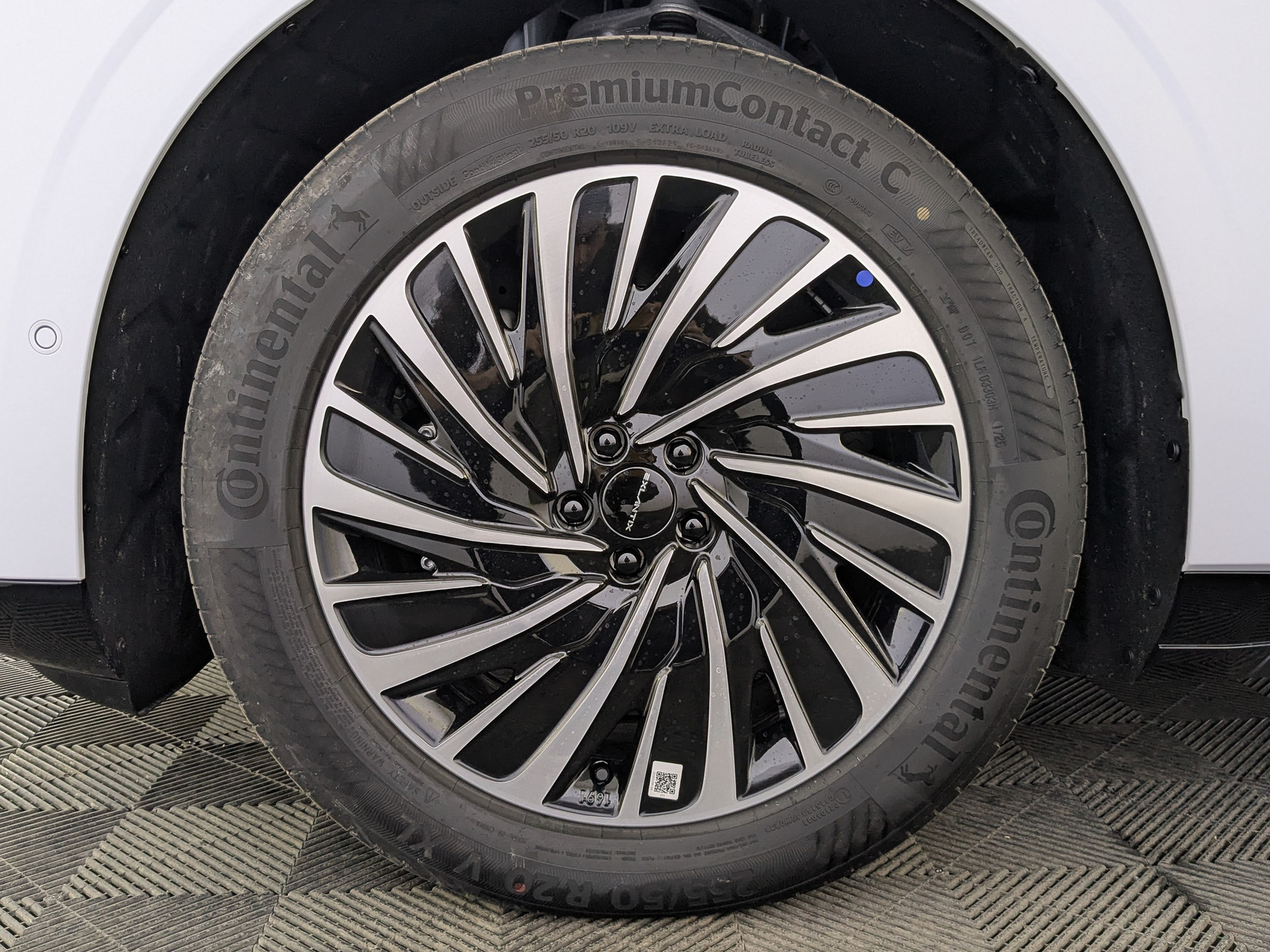 Фото Exlantix ET Top 1.5ELH/190 40кВт 4WD