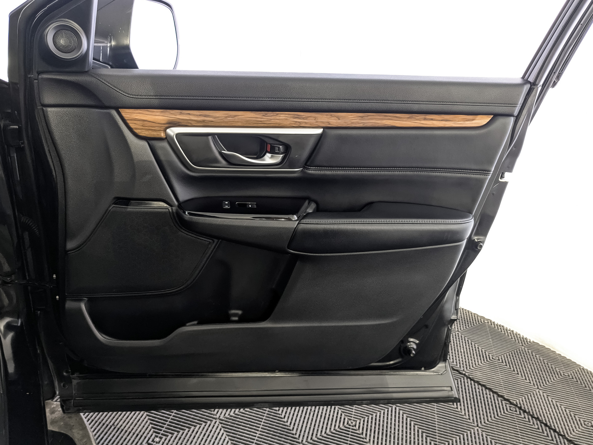 HONDA CR-V 1.50 (193 л.с), автомат, 2022, пробег 86 735 км
