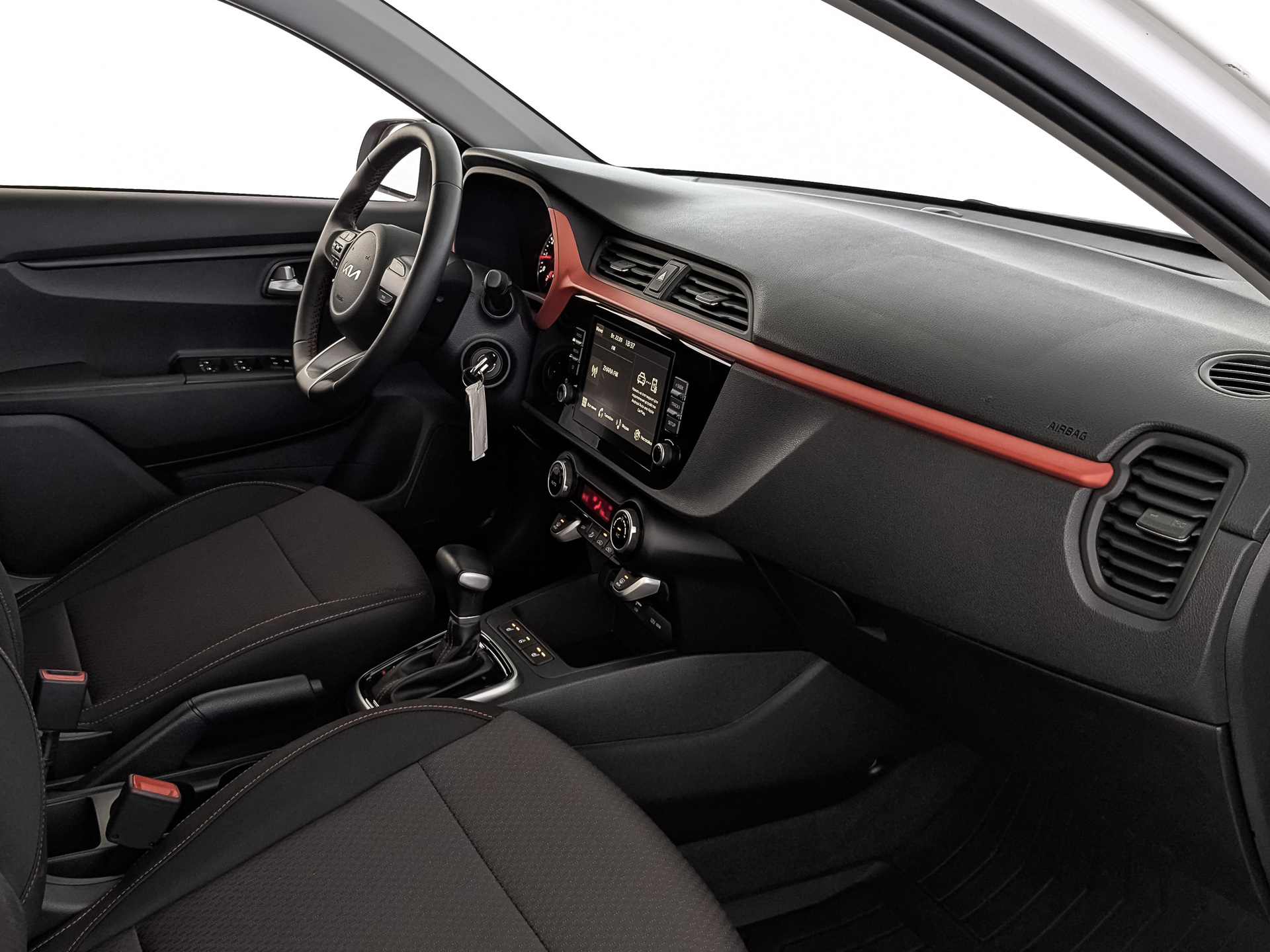 SOLARIS KRX 1.60 (123 л.с), автомат, 2025, пробег 9 710 км