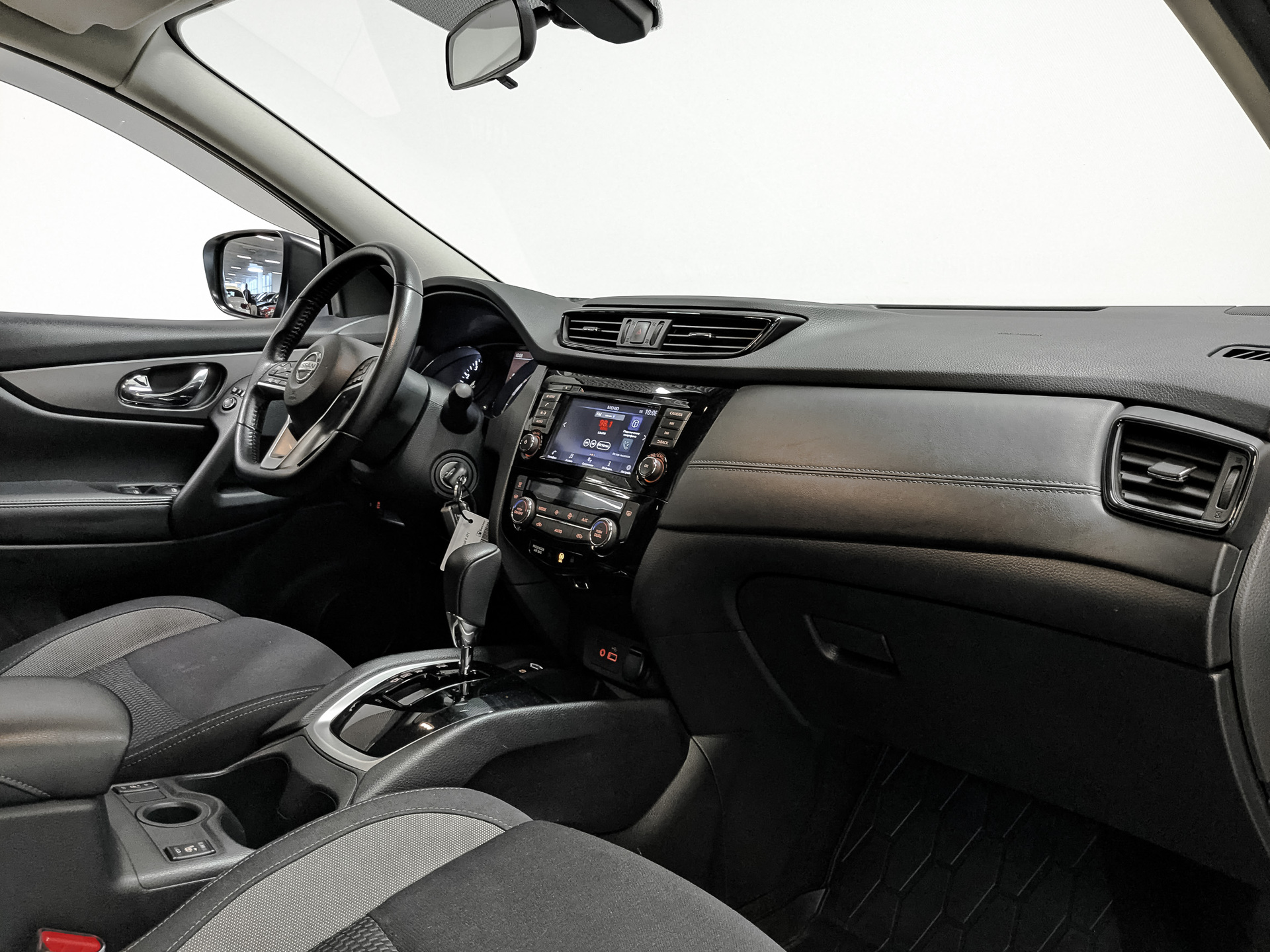 NISSAN Qashqai 1.20 (115 л.с), автомат, 2021, пробег 70 375 км
