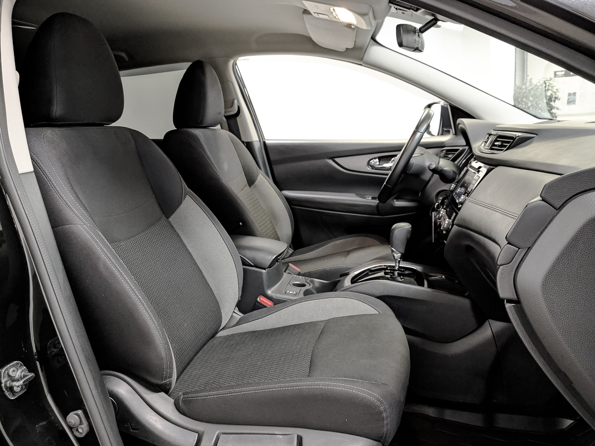 NISSAN Qashqai 1.20 (115 л.с), автомат, 2021, пробег 70 375 км