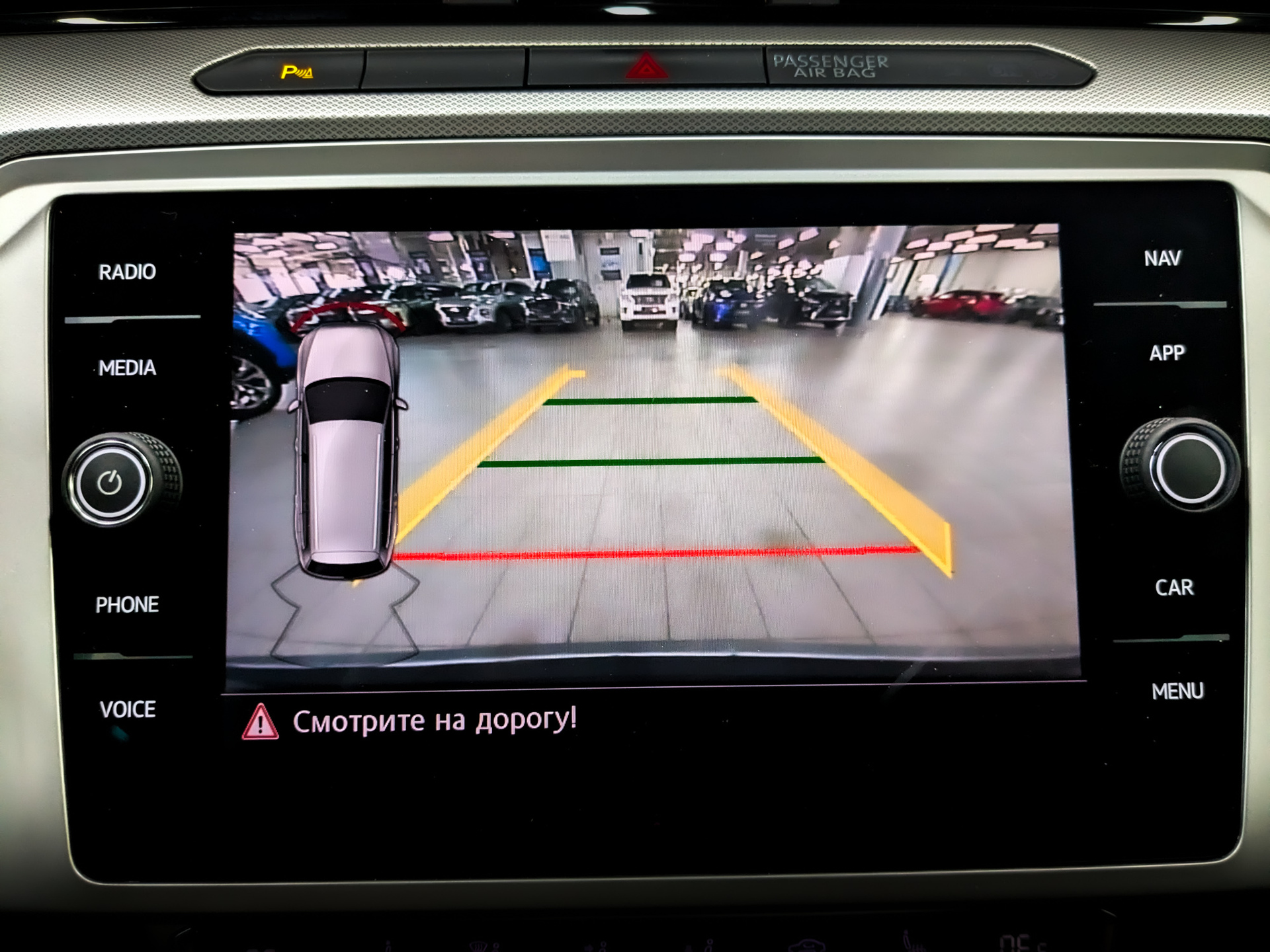 VOLKSWAGEN Passat 1.50 (150 л.с), автомат, 2019, пробег 78 797 км