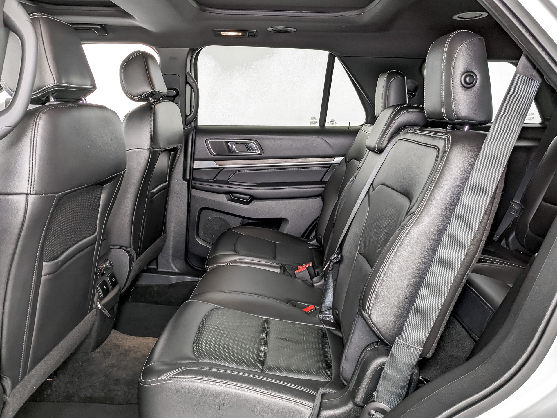 FORD Explorer 3.50 (249 л.с), автомат, 2018, пробег 47 253 км
