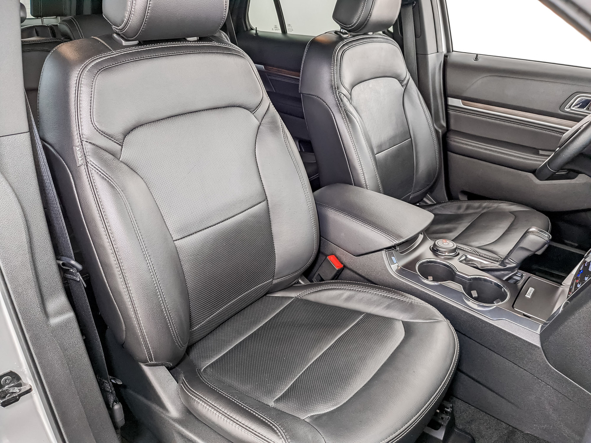 FORD Explorer 3.50 (249 л.с), автомат, 2018, пробег 47 253 км