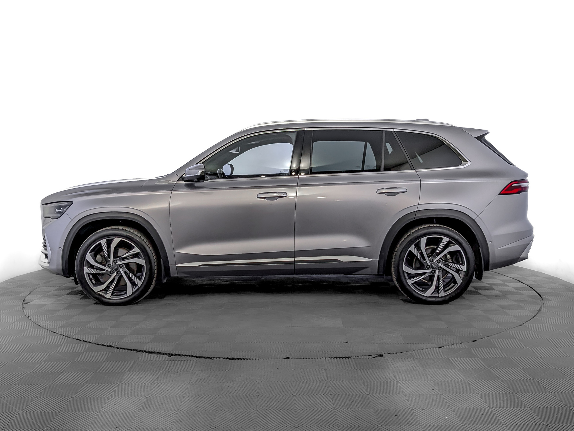 GEELY Monjaro 2.00 (238 л.с), автомат, 2023, пробег 47 032 км