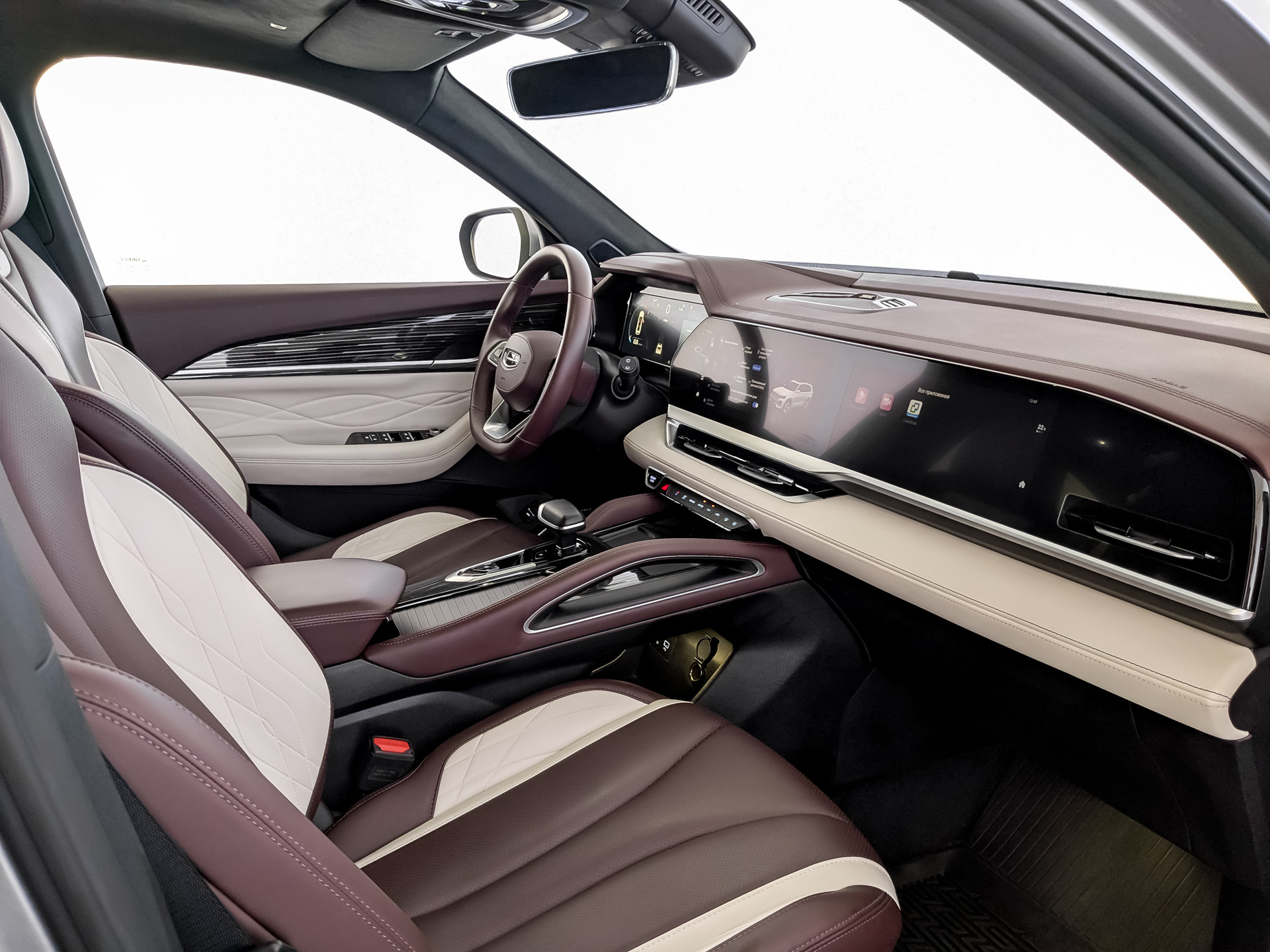 GEELY Monjaro 2.00 (238 л.с), автомат, 2023, пробег 47 032 км
