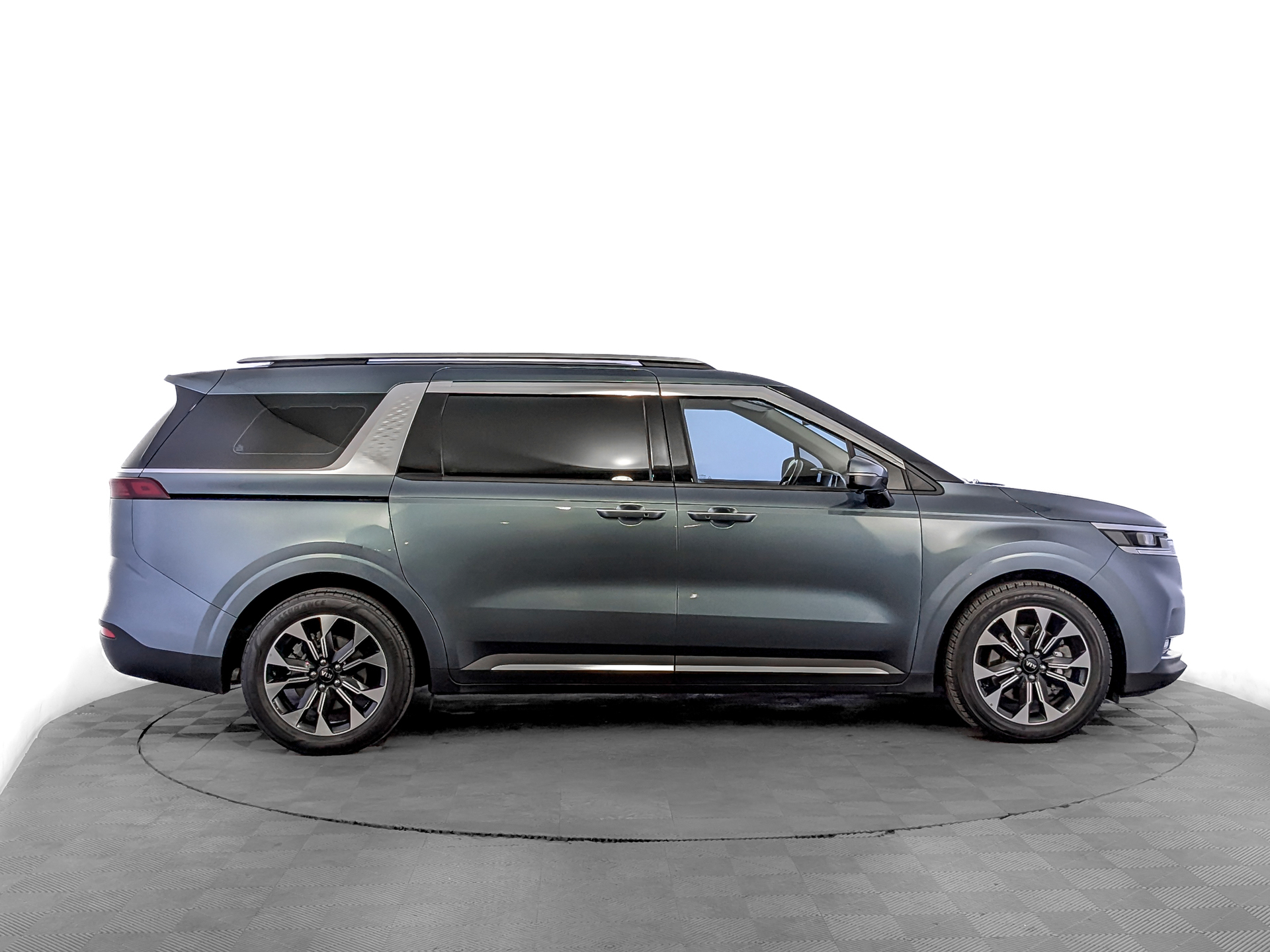 KIA Carnival 2.20 (202 л.с), автомат, 2020, пробег 104 342 км