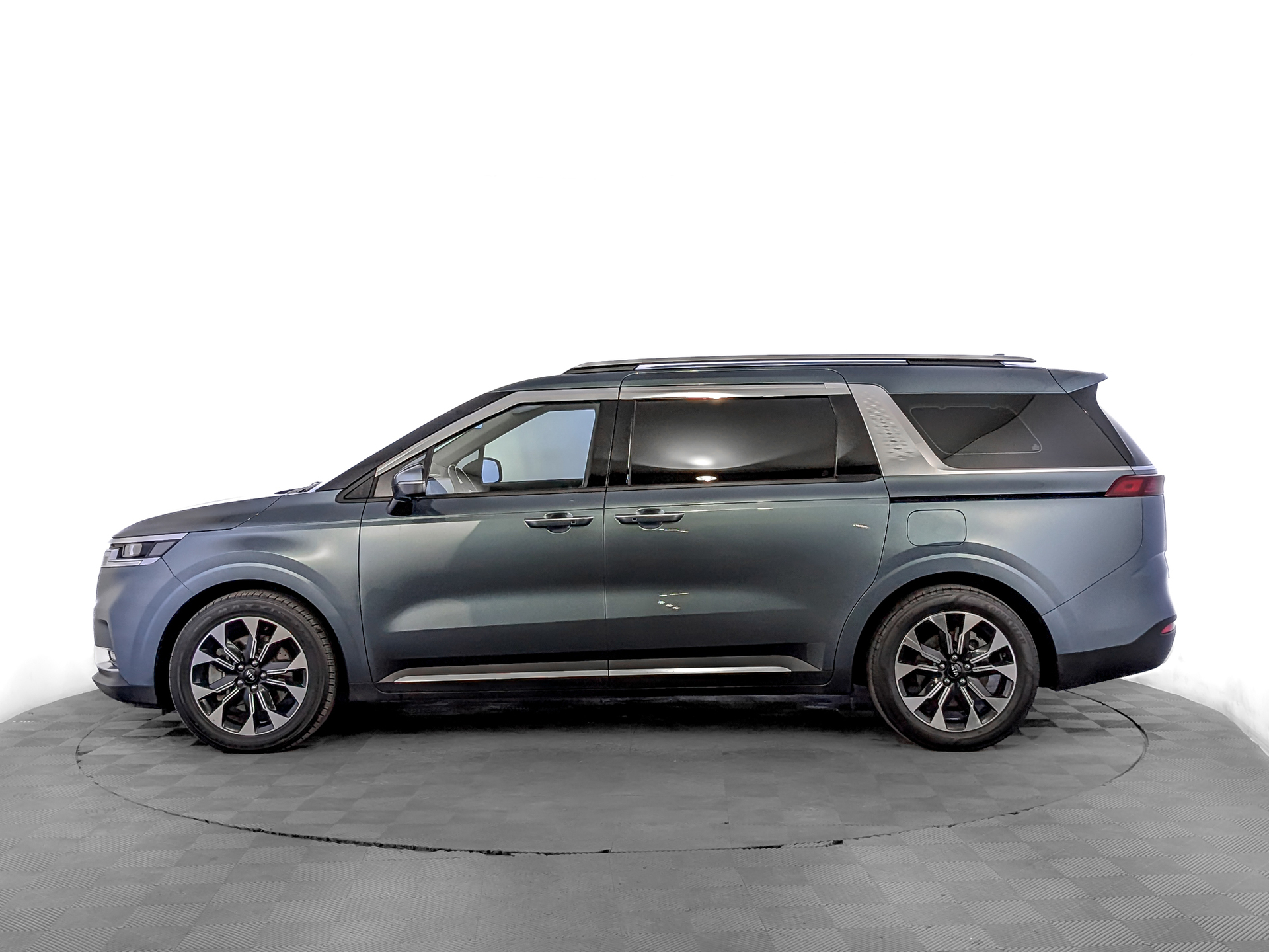 KIA Carnival 2.20 (202 л.с), автомат, 2020, пробег 104 342 км