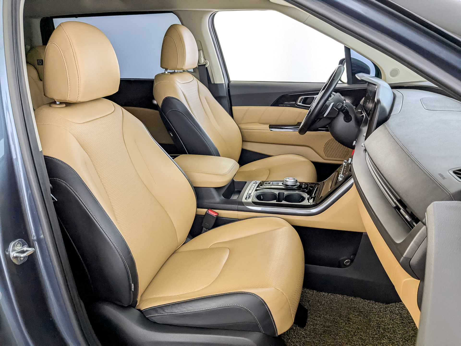 KIA Carnival 2.20 (202 л.с), автомат, 2020, пробег 104 342 км