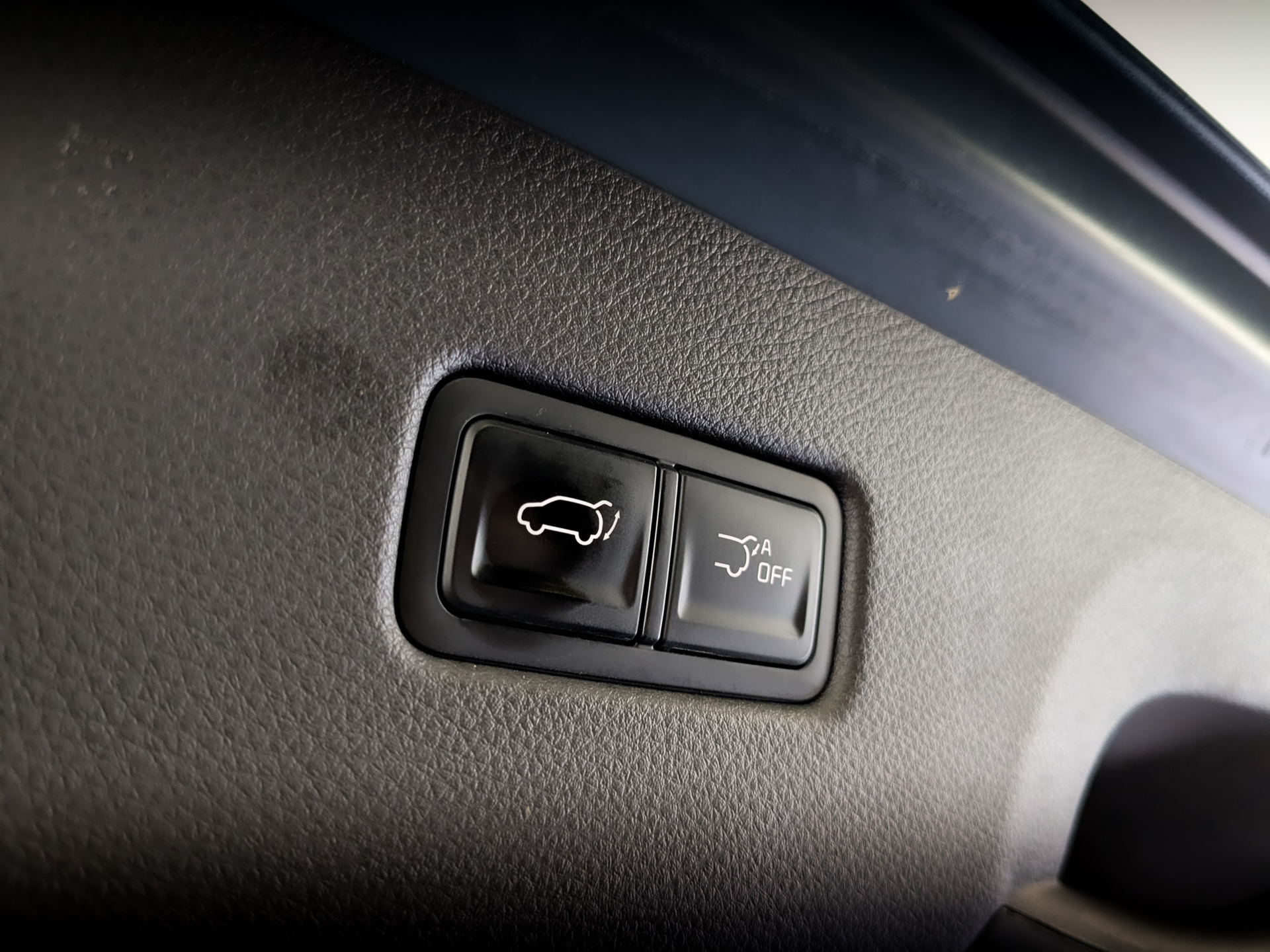 KIA Carnival 2.20 (202 л.с), автомат, 2020, пробег 104 342 км