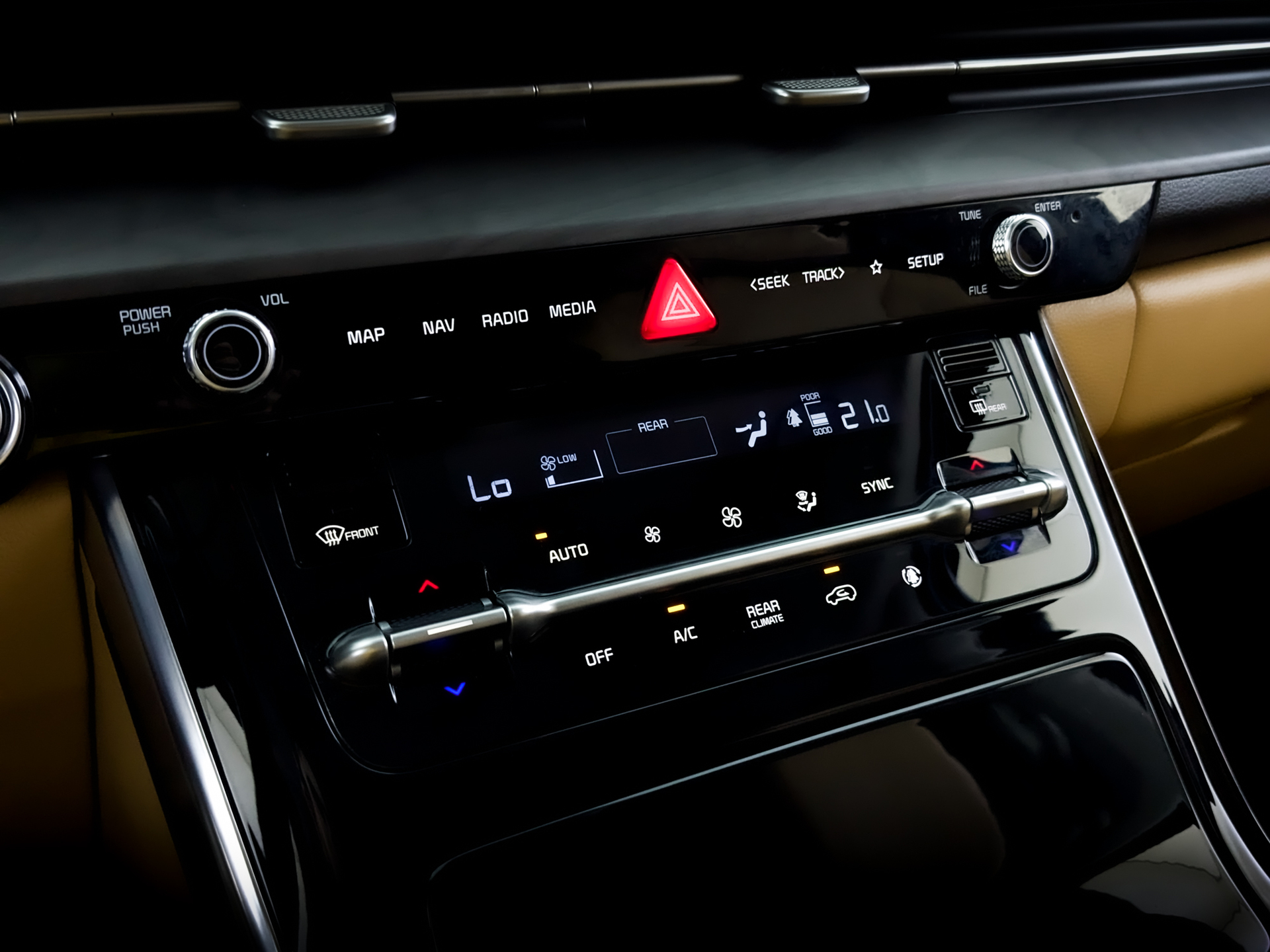 KIA Carnival 2.20 (202 л.с), автомат, 2020, пробег 104 342 км