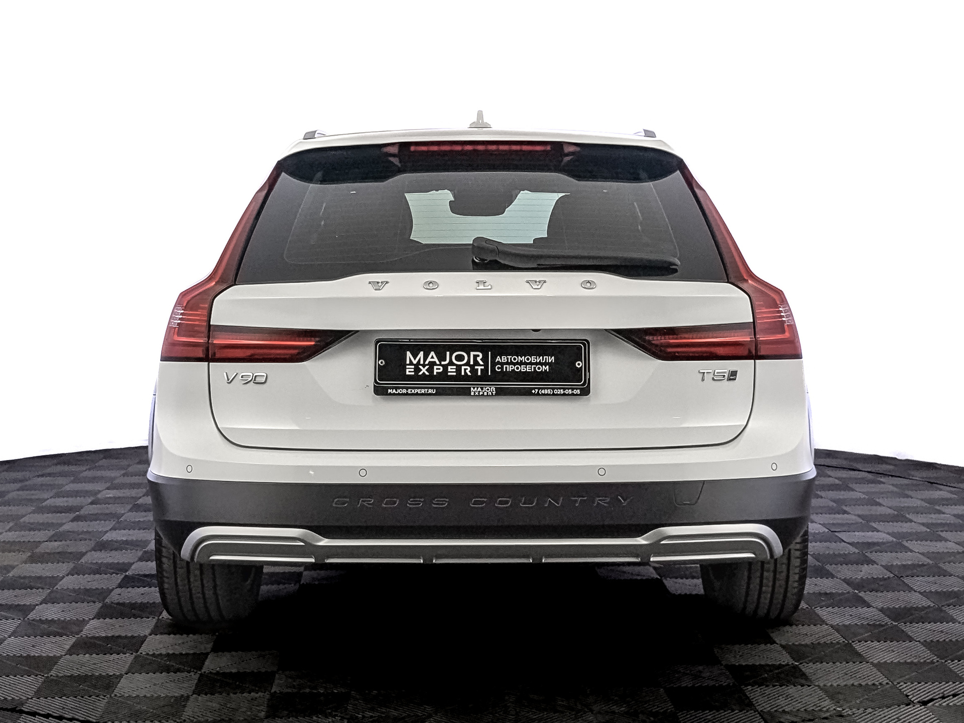 VOLVO V90 Cross Country 2.00 (249 л.с), автомат, 2021, пробег 75 544 км