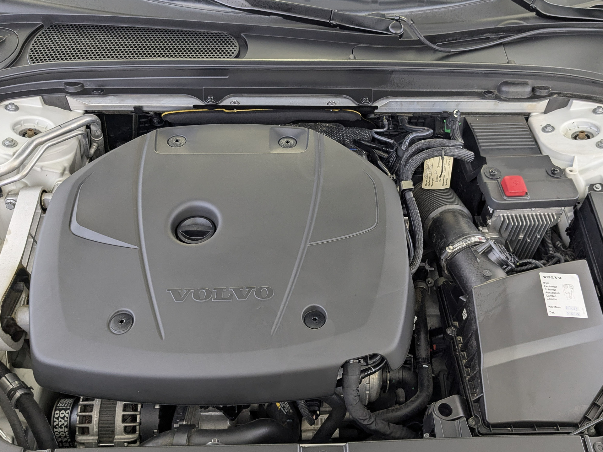 VOLVO V90 Cross Country 2.00 (249 л.с), автомат, 2021, пробег 75 544 км