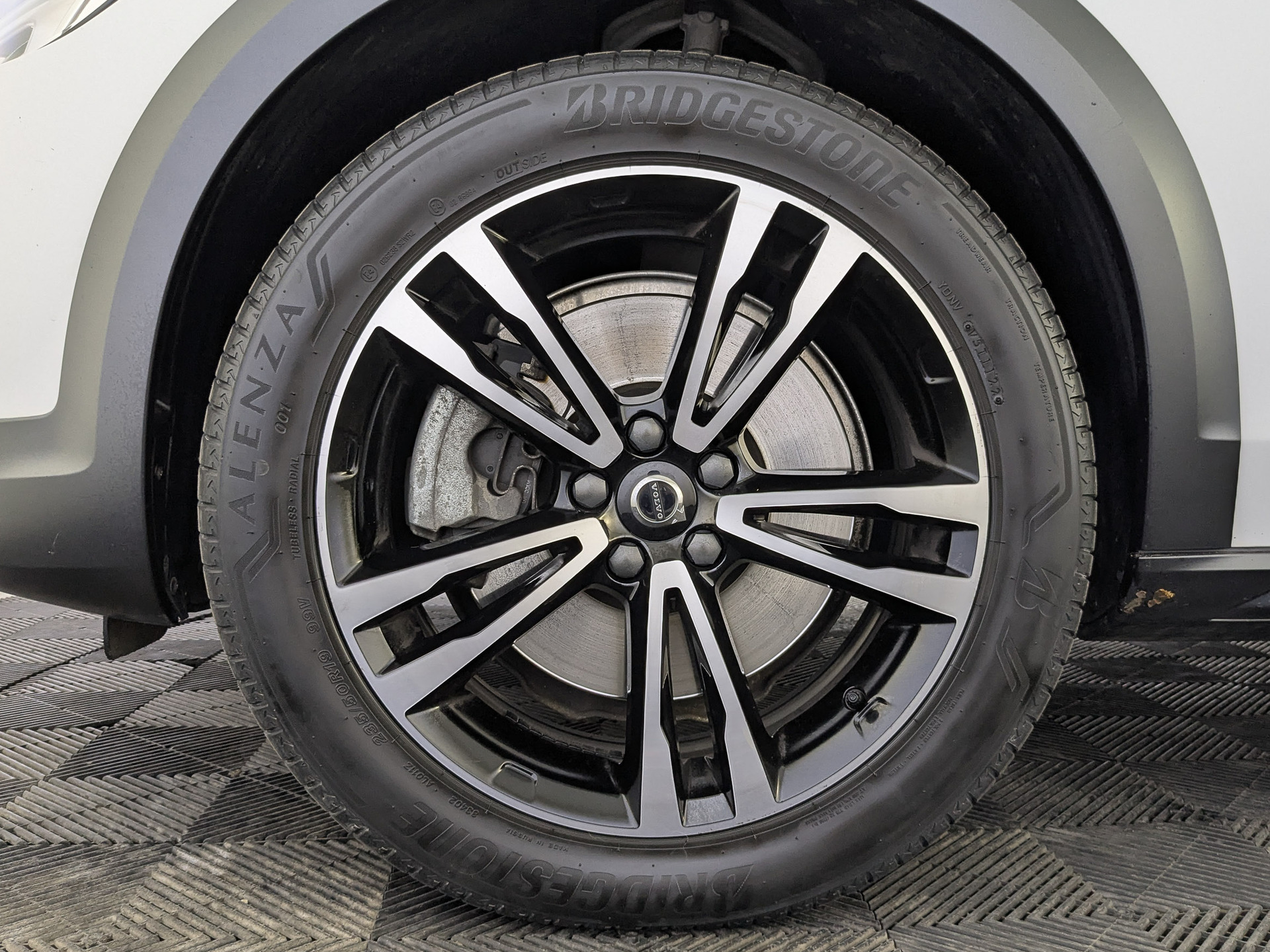 VOLVO V90 Cross Country 2.00 (249 л.с), автомат, 2021, пробег 75 544 км