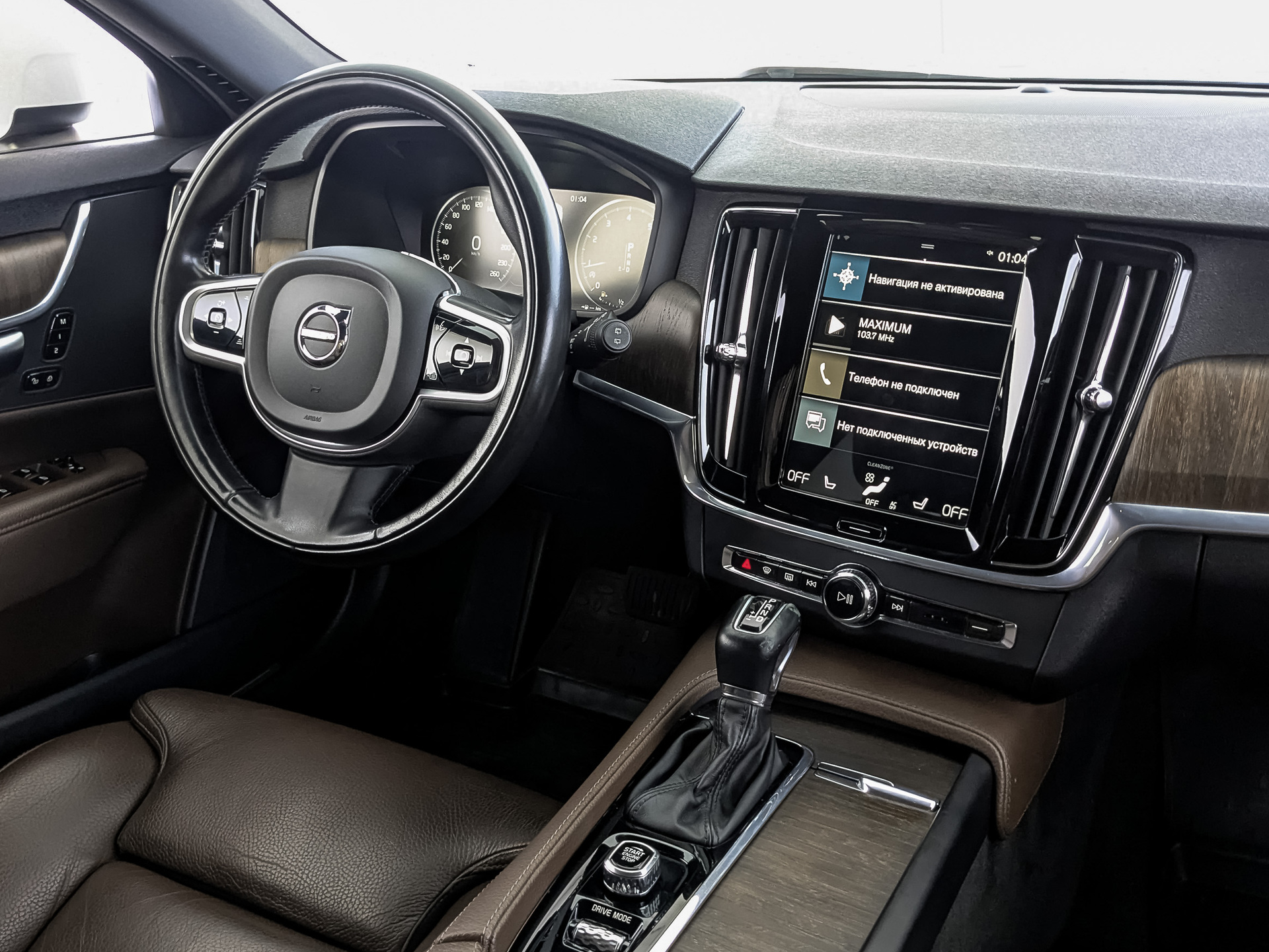 VOLVO V90 Cross Country 2.00 (249 л.с), автомат, 2021, пробег 75 544 км