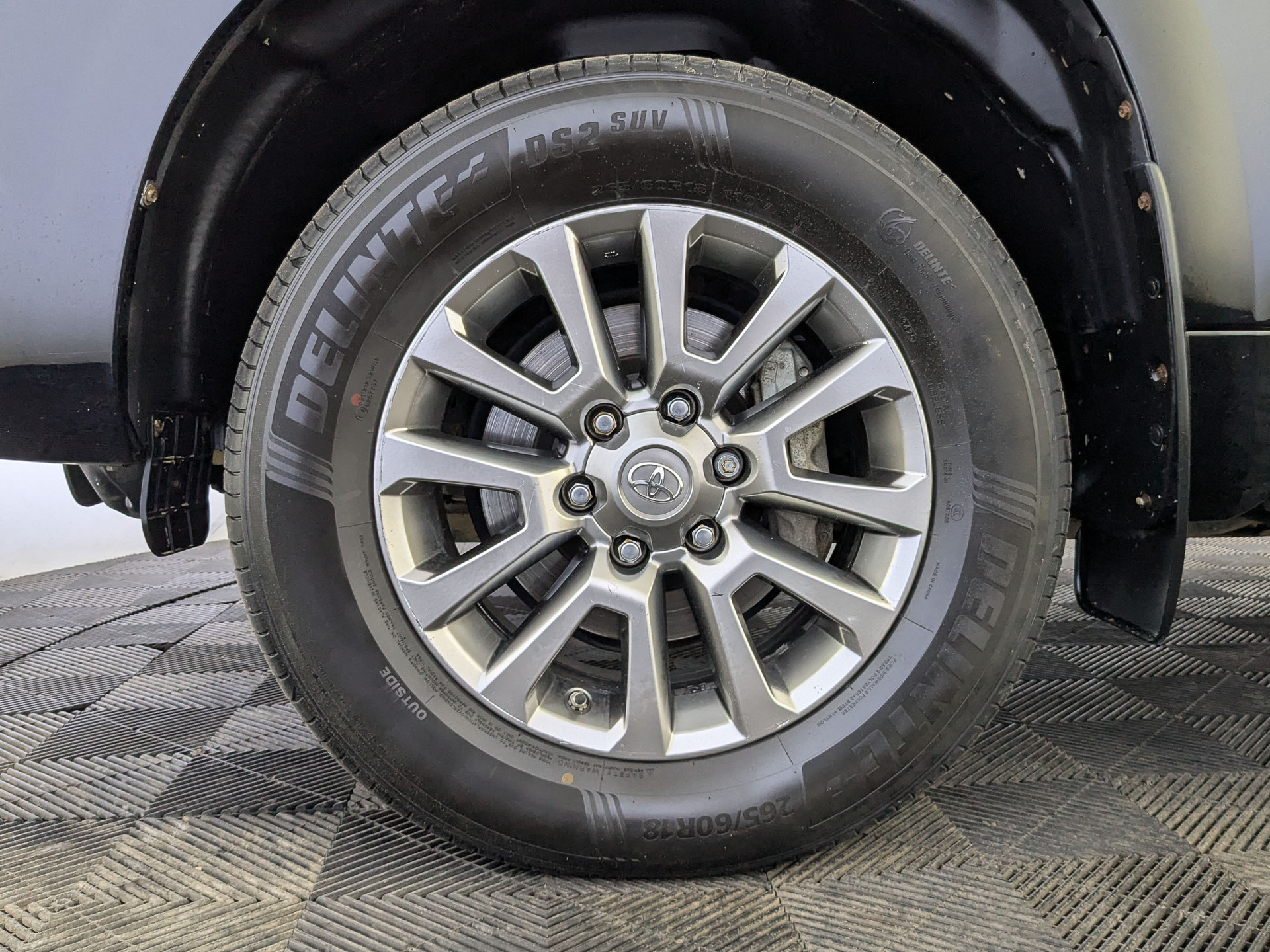 TOYOTA Land Cruiser Prado 2.80 (177 л.с), автомат, 2020, пробег 173 638 км
